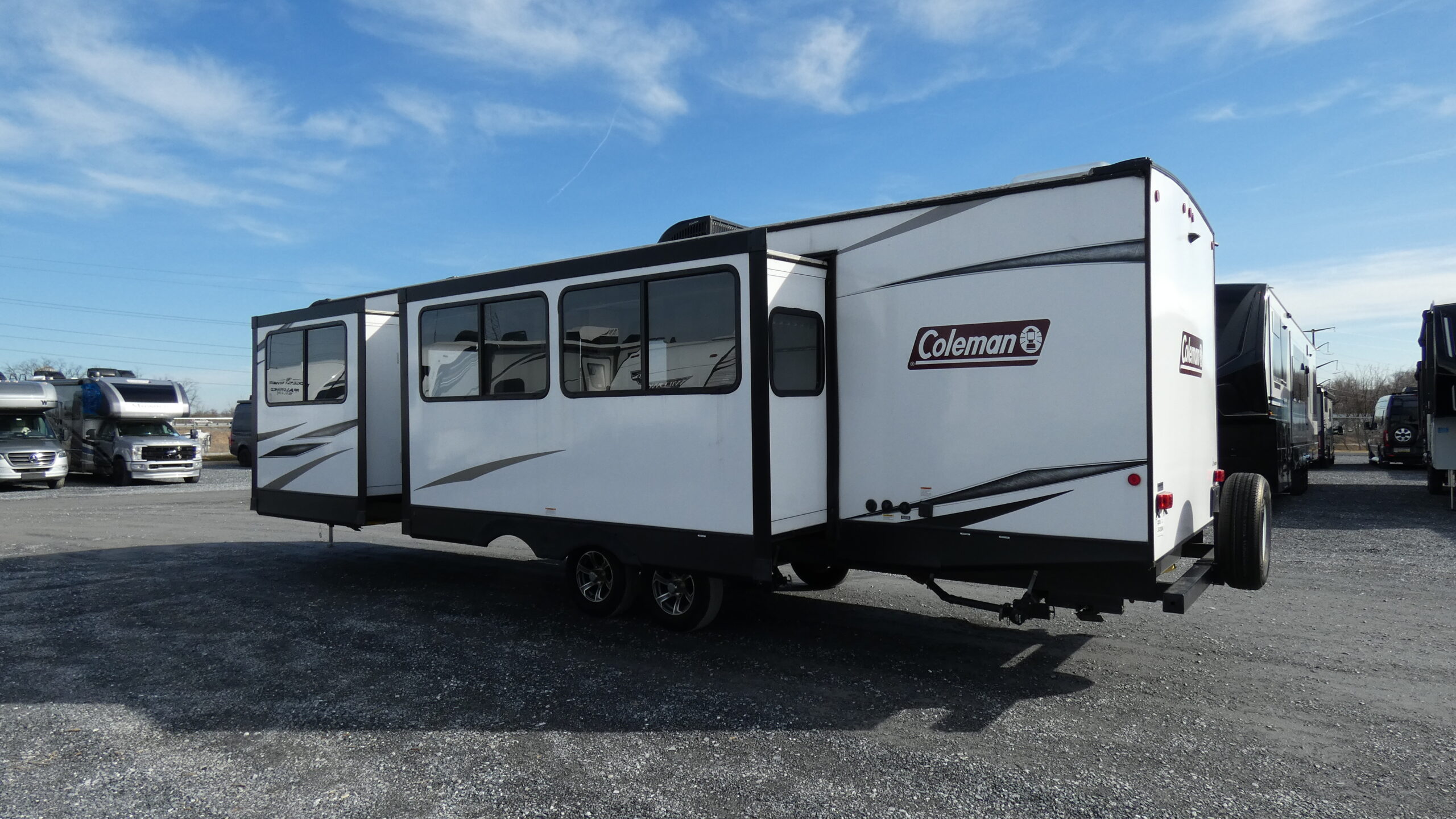 2021 Dutchmen Coleman Light 3055BS for Sale
