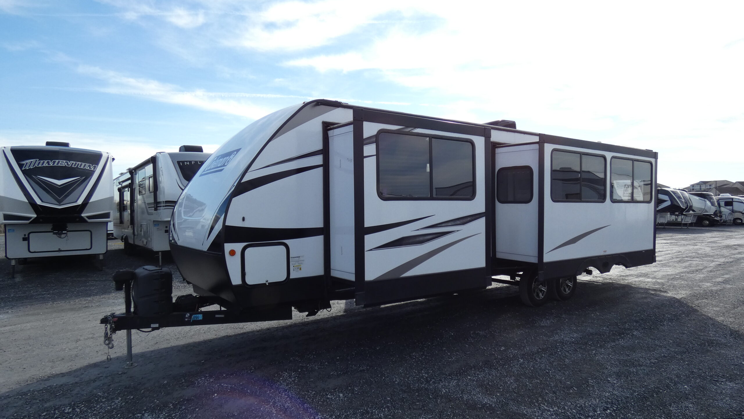 2021 Dutchmen Coleman Light 3055BS for Sale