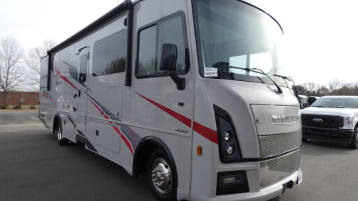 2025 Winnebago Sunstar 31B