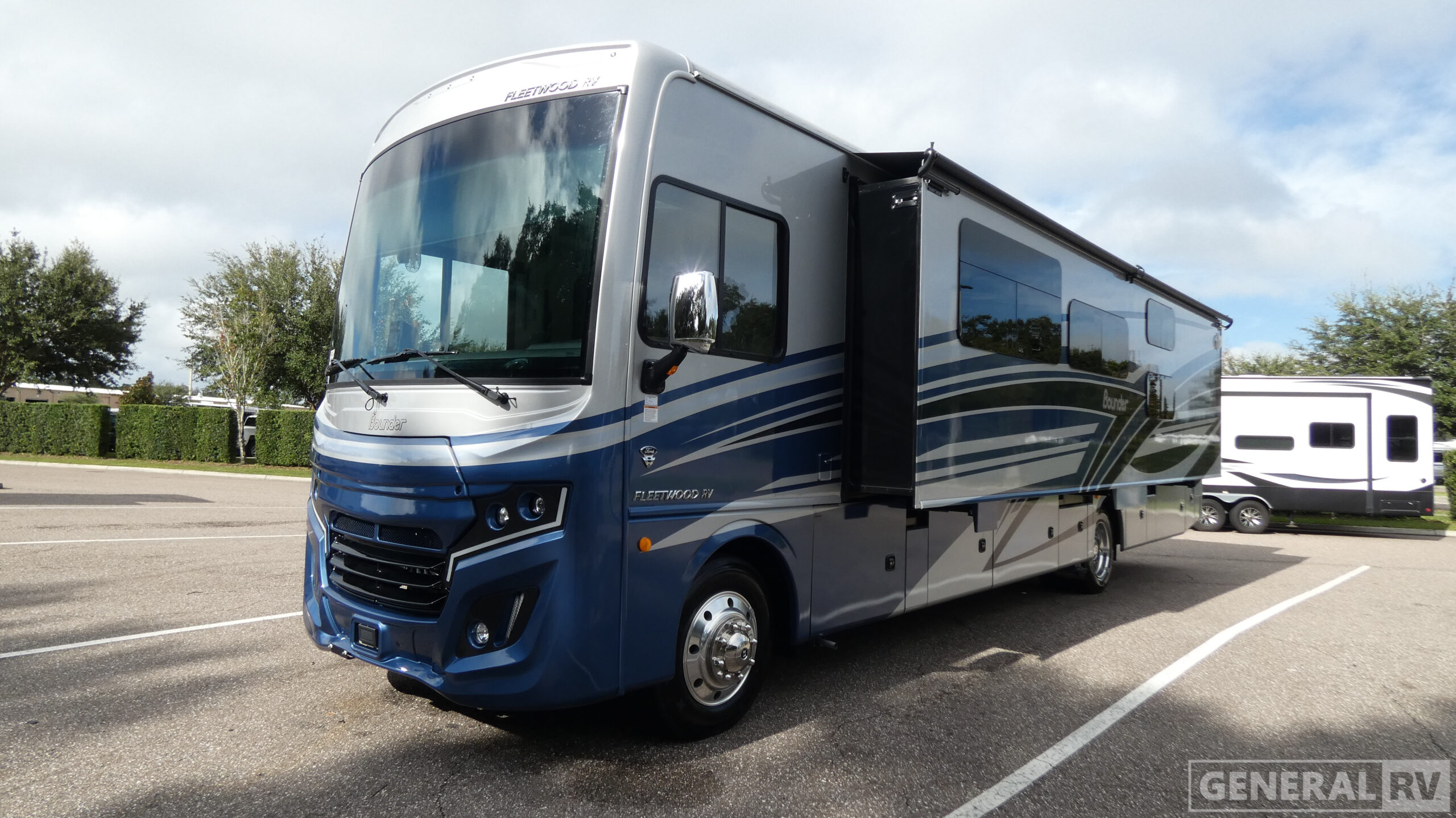 2026 Fleetwood Bounder