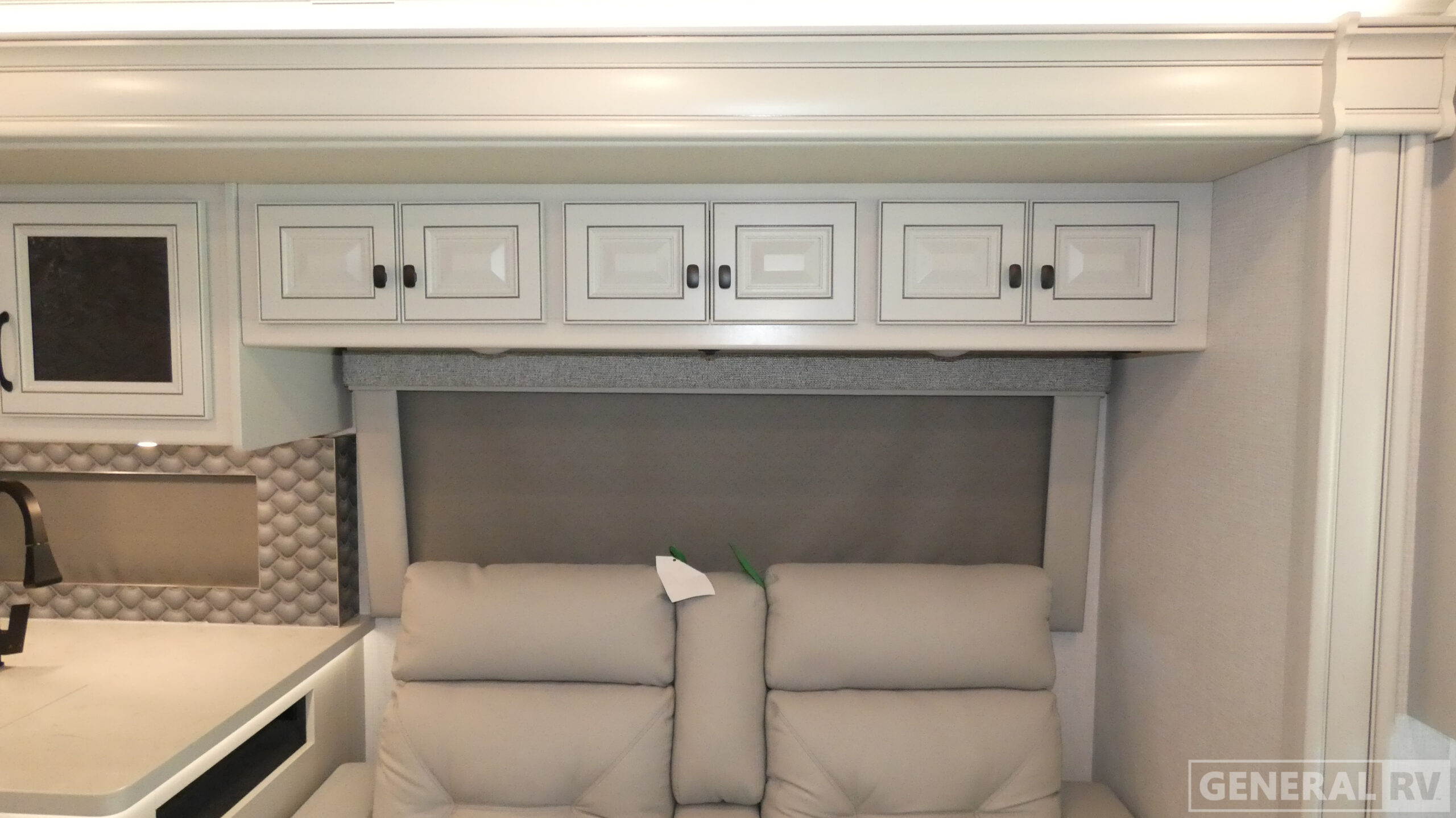 New 2026 Fleetwood Frontier 33TL for sale in Dover, FL