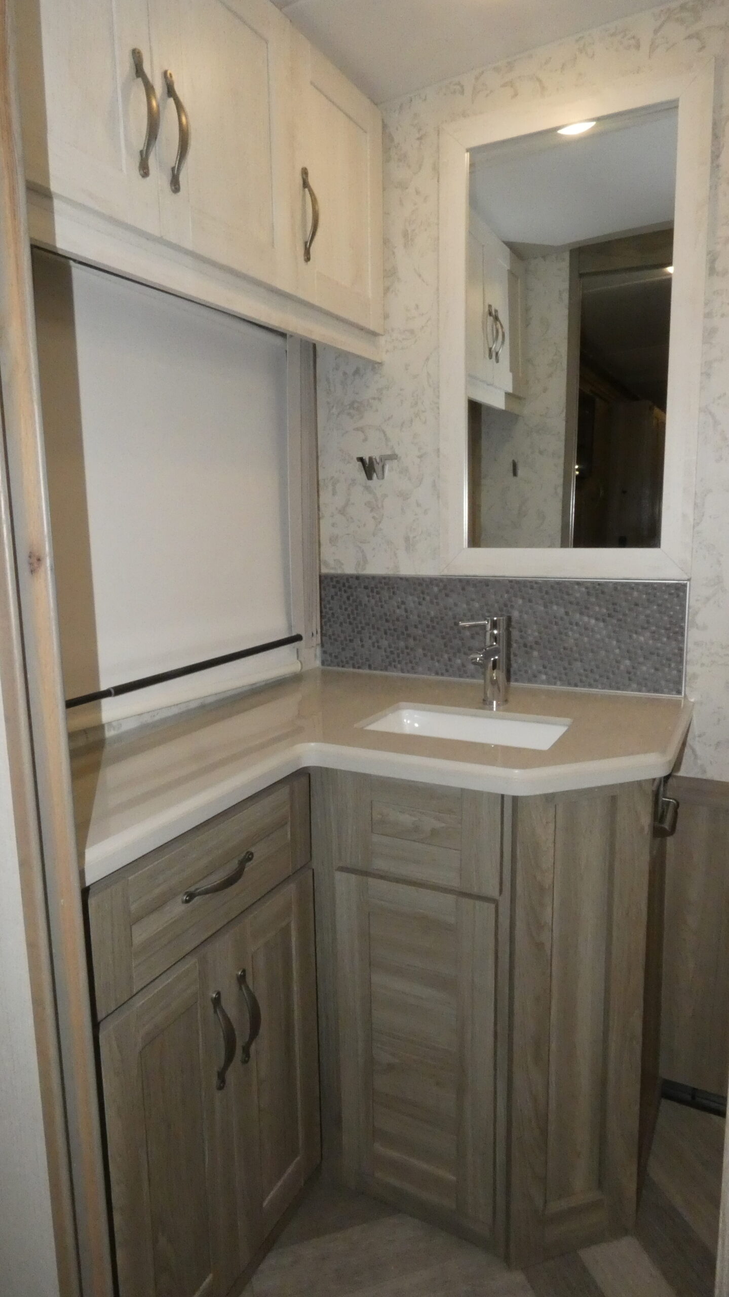 New 2026 Winnebago Adventurer 36Z for sale in Ocala, FL