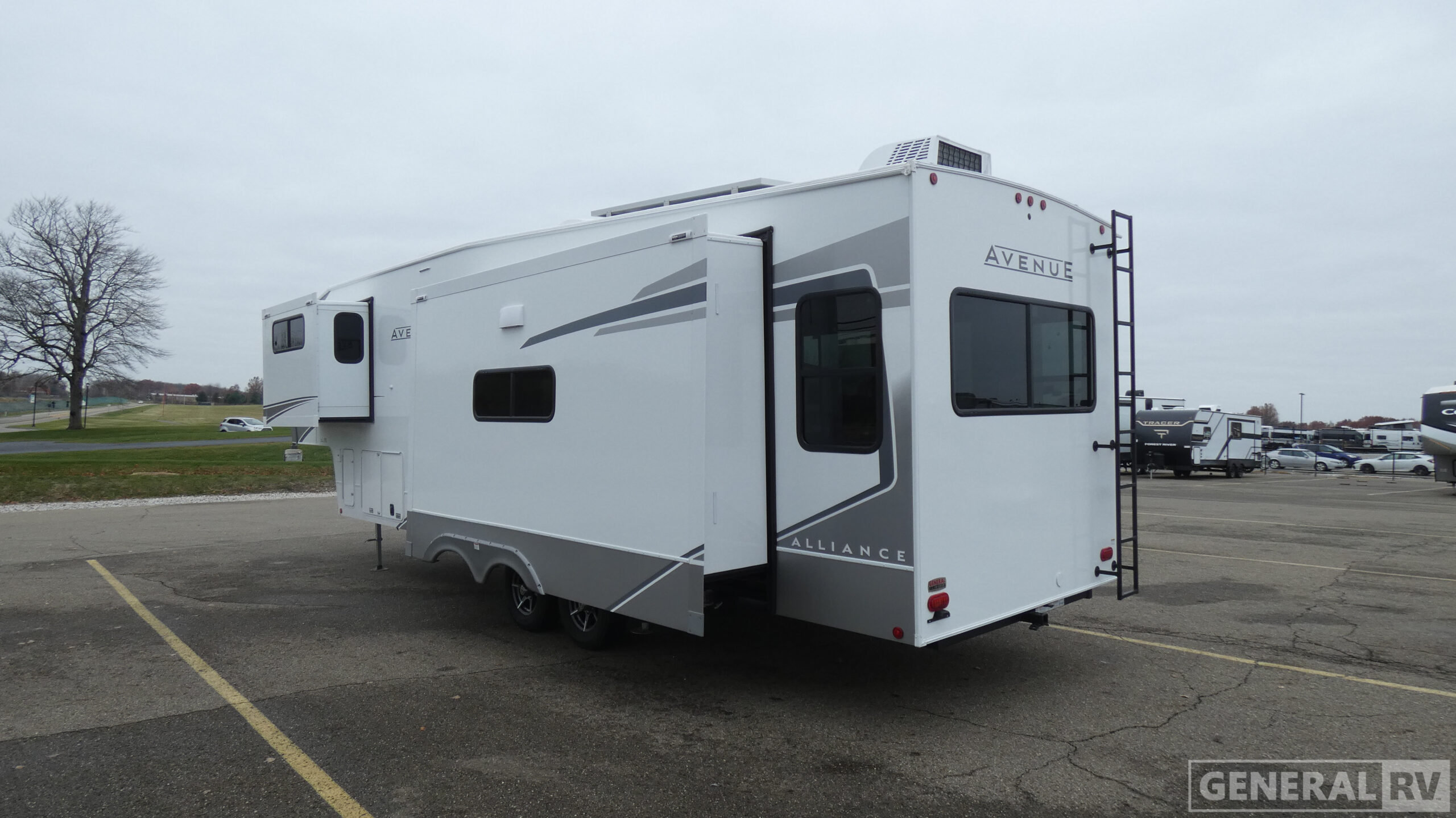 2026 Alliance RV Avenue 32RLS for Sale