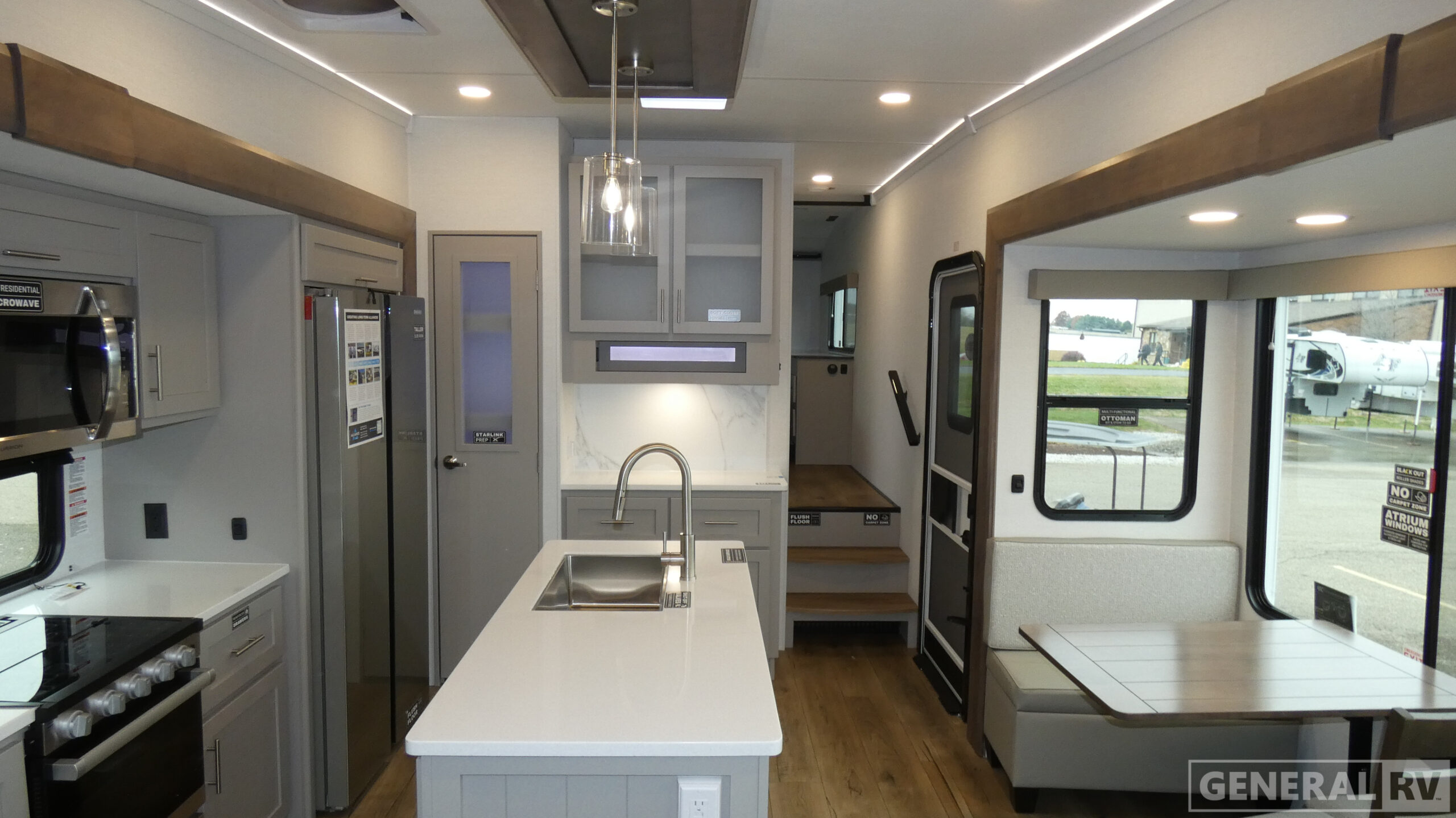 2026 Alliance RV Avenue 32RLS for Sale