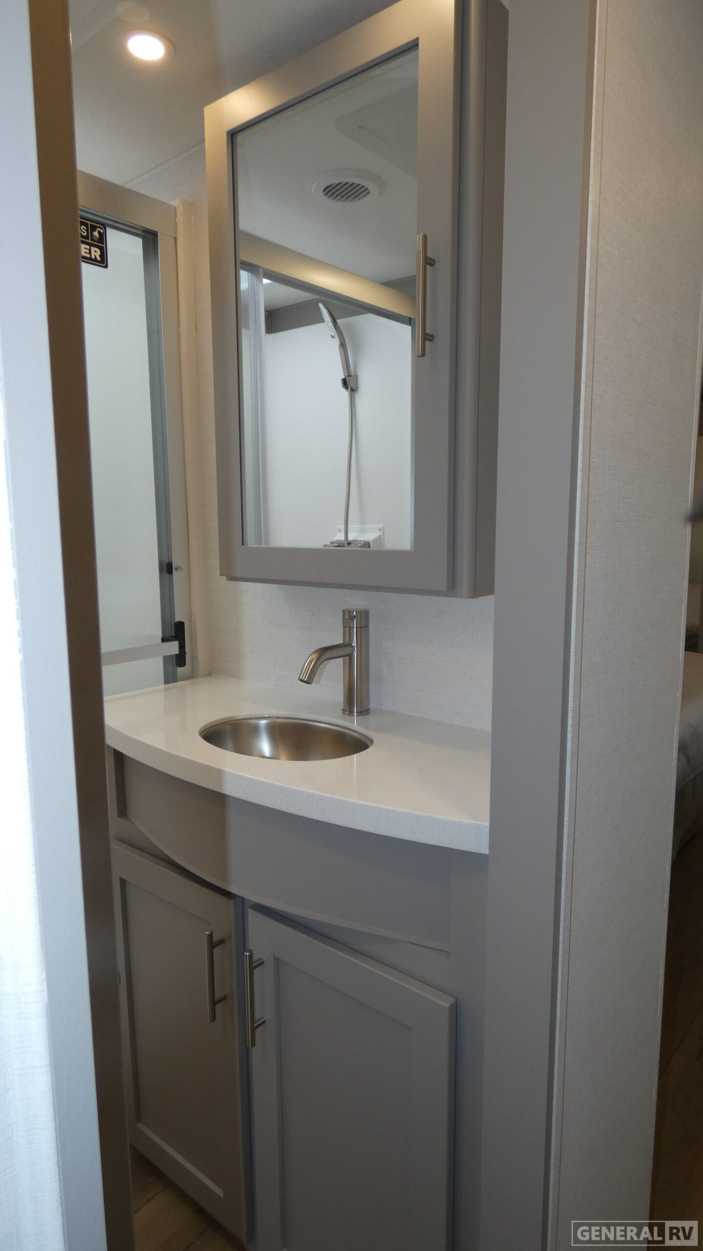 2026 Alliance RV Avenue 32RLS for Sale