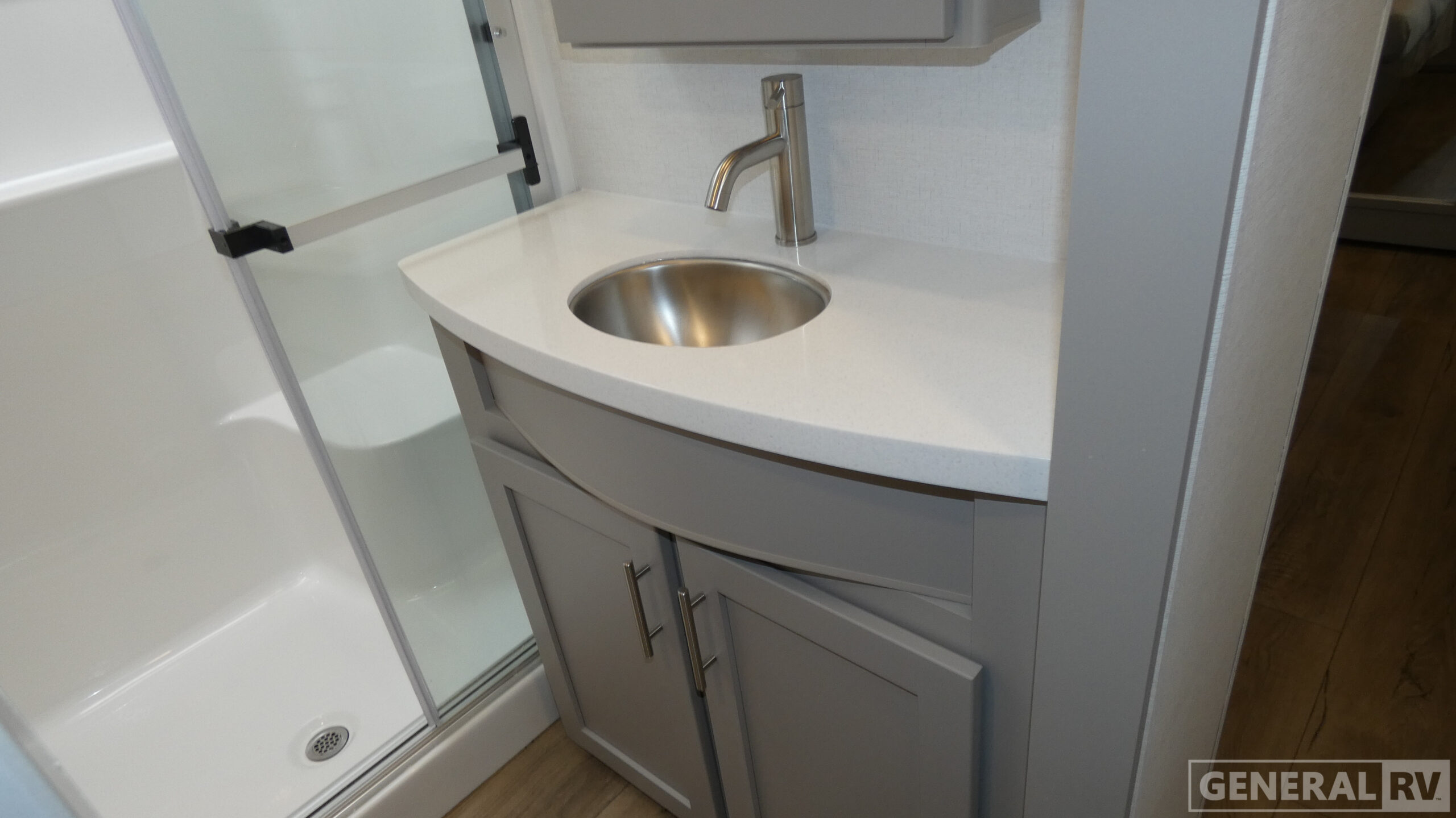 2026 Alliance RV Avenue 32RLS for Sale