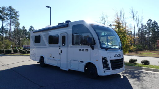 2025 Thor Motor Coach Axis 26.1