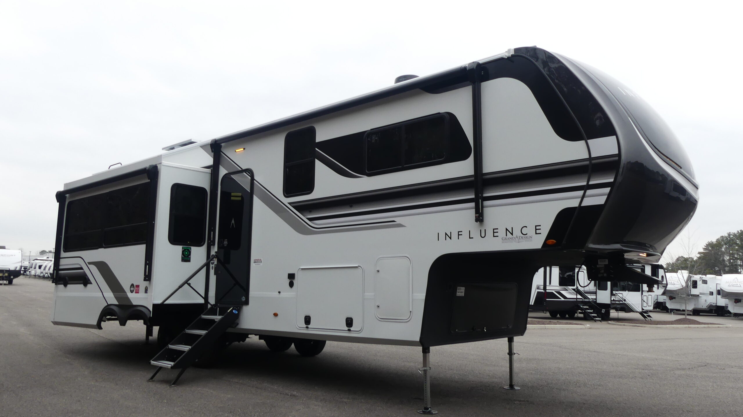 New 2026 Grand Design Influence 3003RL Fifth Wheel at General RV ...
