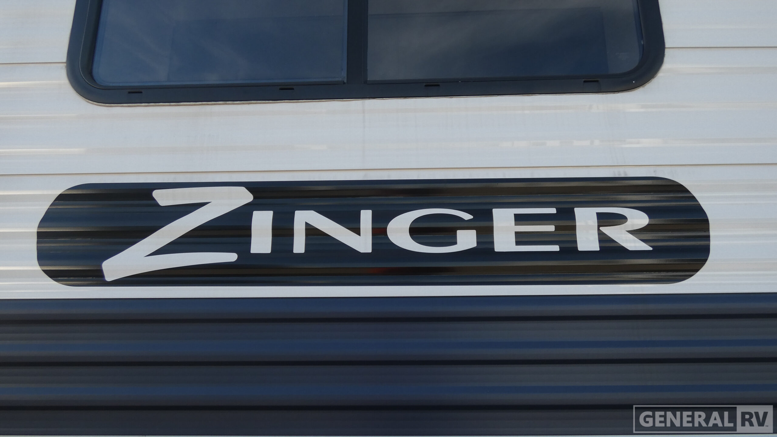 2022 CrossRoads Zinger ZR341RK for Sale