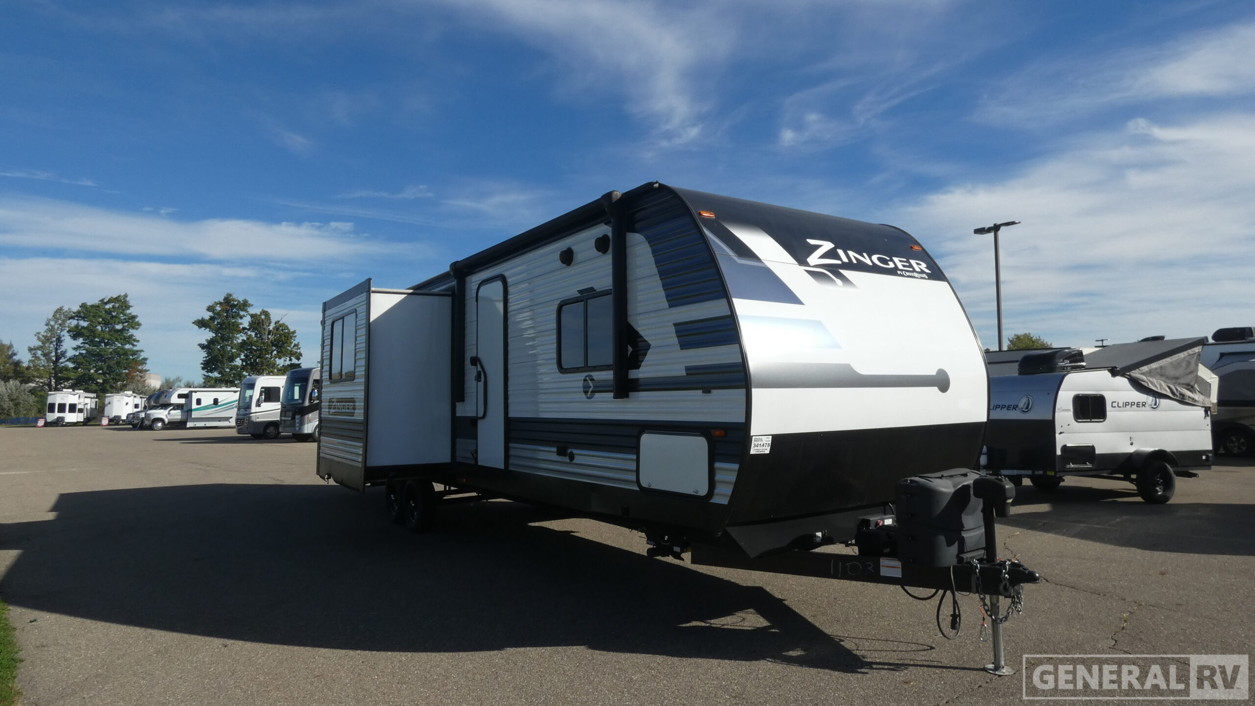 2022 Crossroads RV Zinger