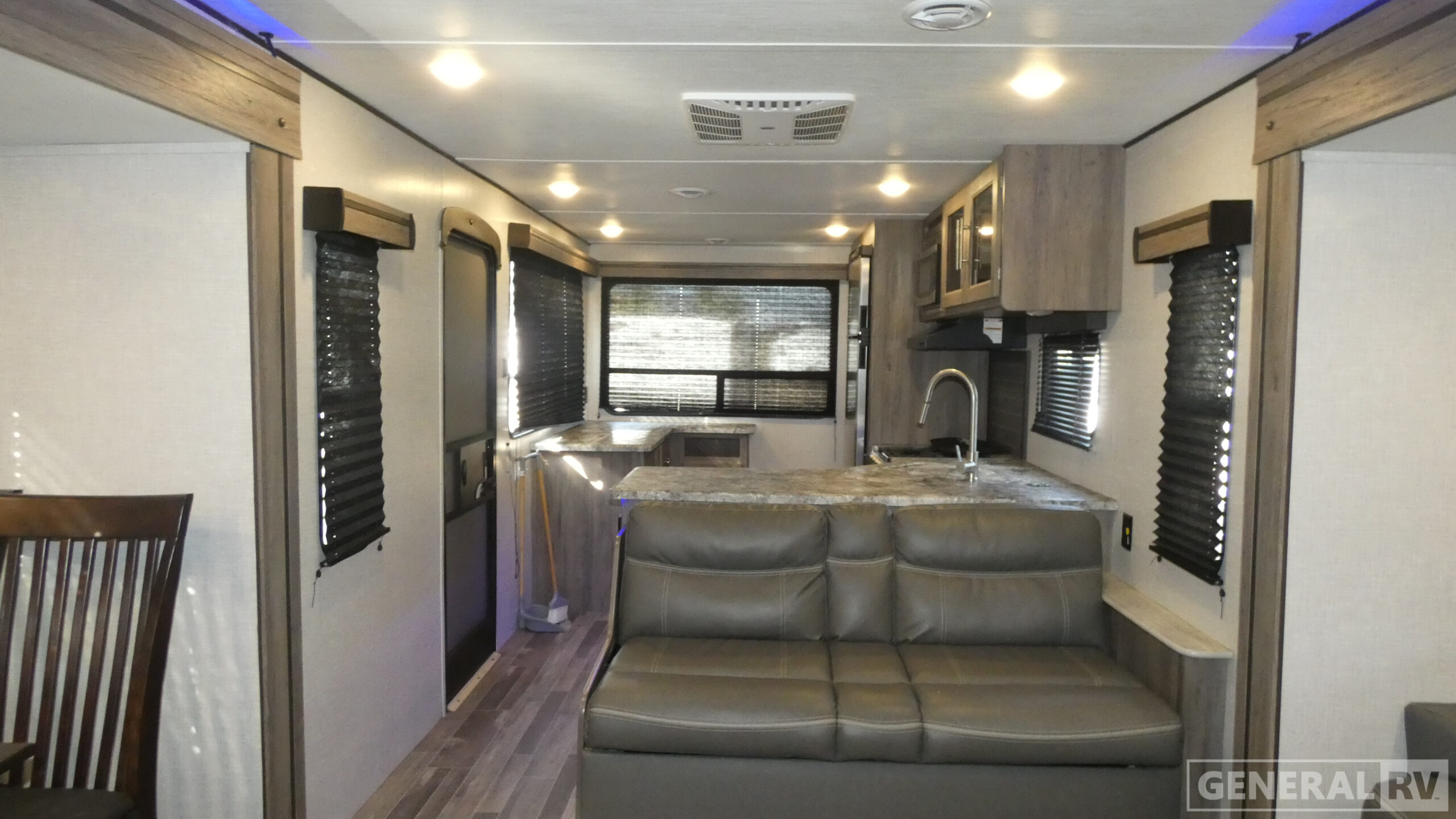 2022 CrossRoads Zinger ZR341RK for Sale
