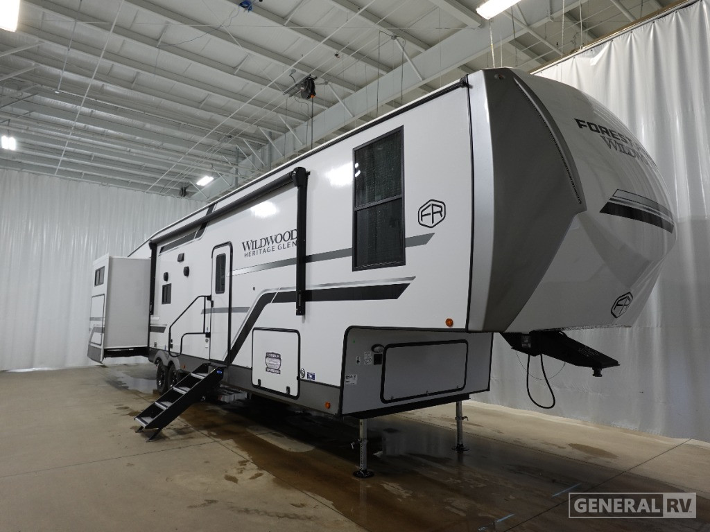 356QB RVs for Sale at General RV ・ General RV Center