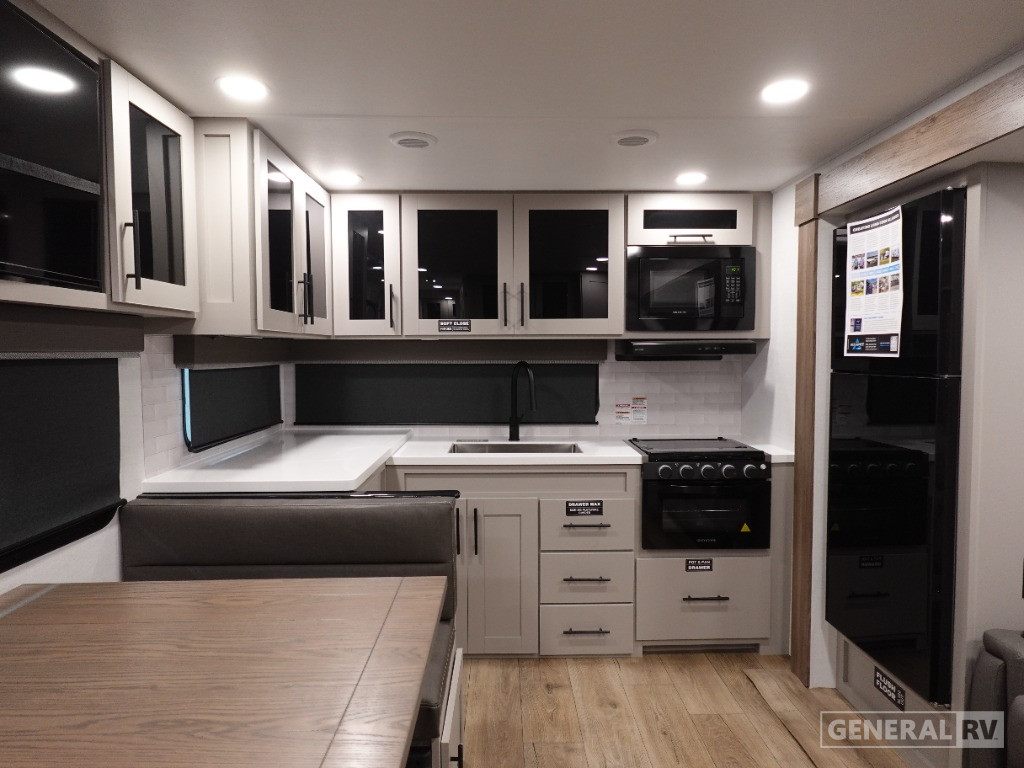 274RKW RVs for Sale at General RV ・ General RV Center