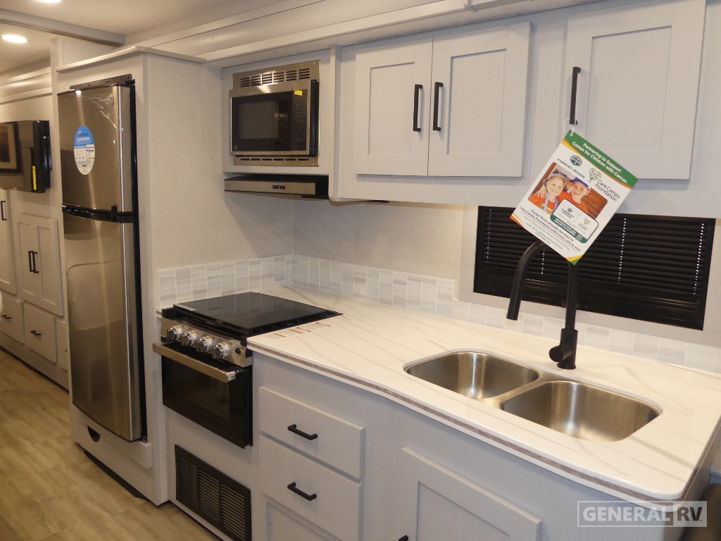 2026 Coachmen Pursuit 29SS for Sale