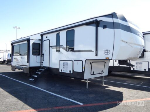 2025 Forest River Sierra 3880BH
