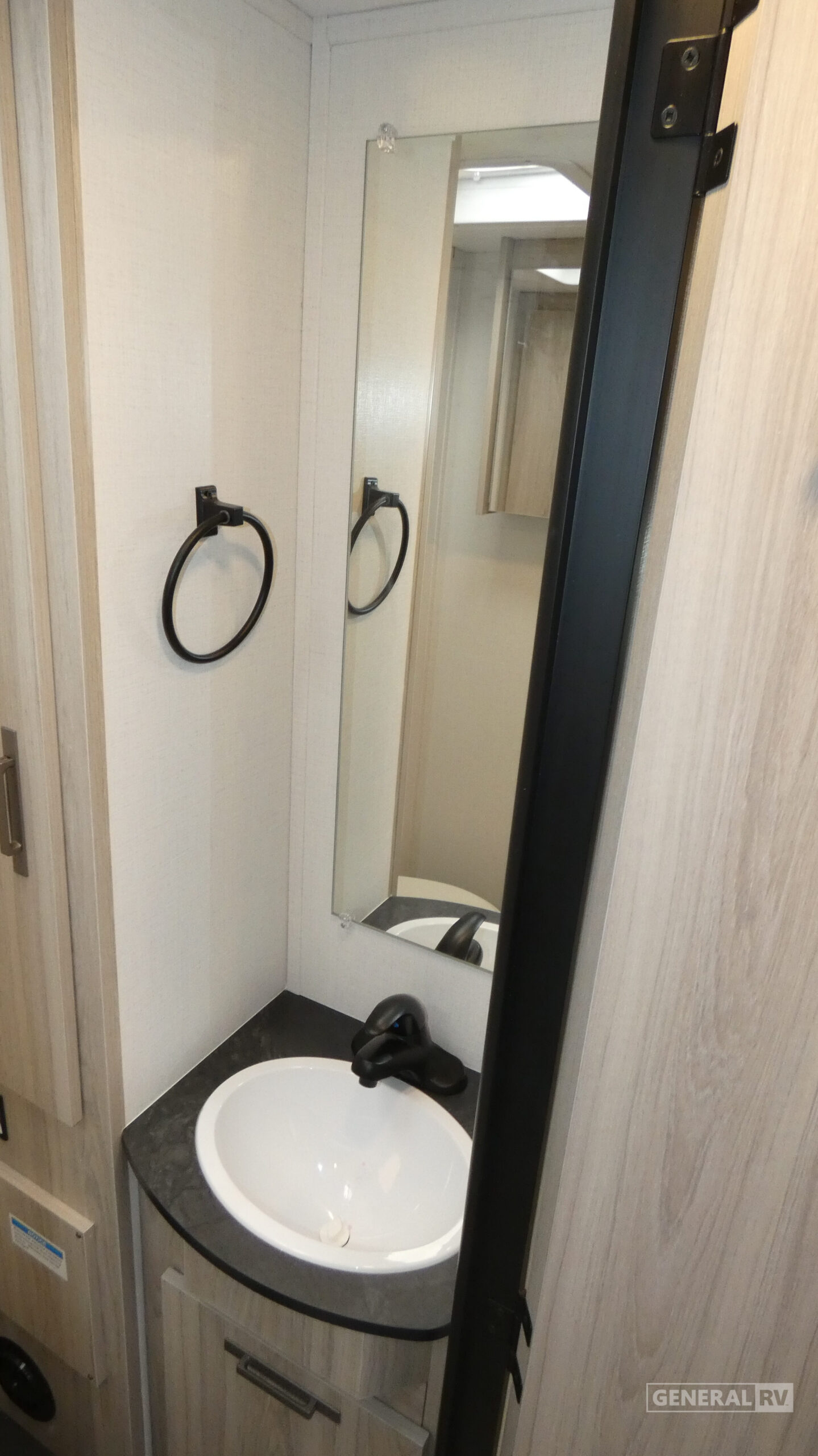 2026 Coachmen Cross Trail EV 20XG for Sale