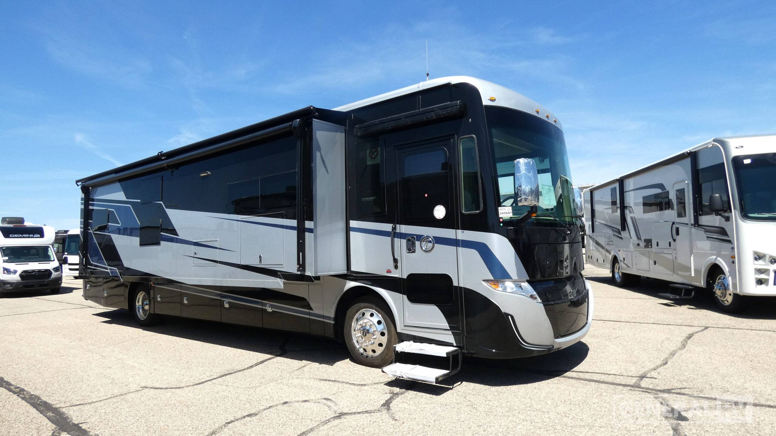 New 2026 Tiffin Motorhomes Byway 38 BL for sale in Wayland, MI