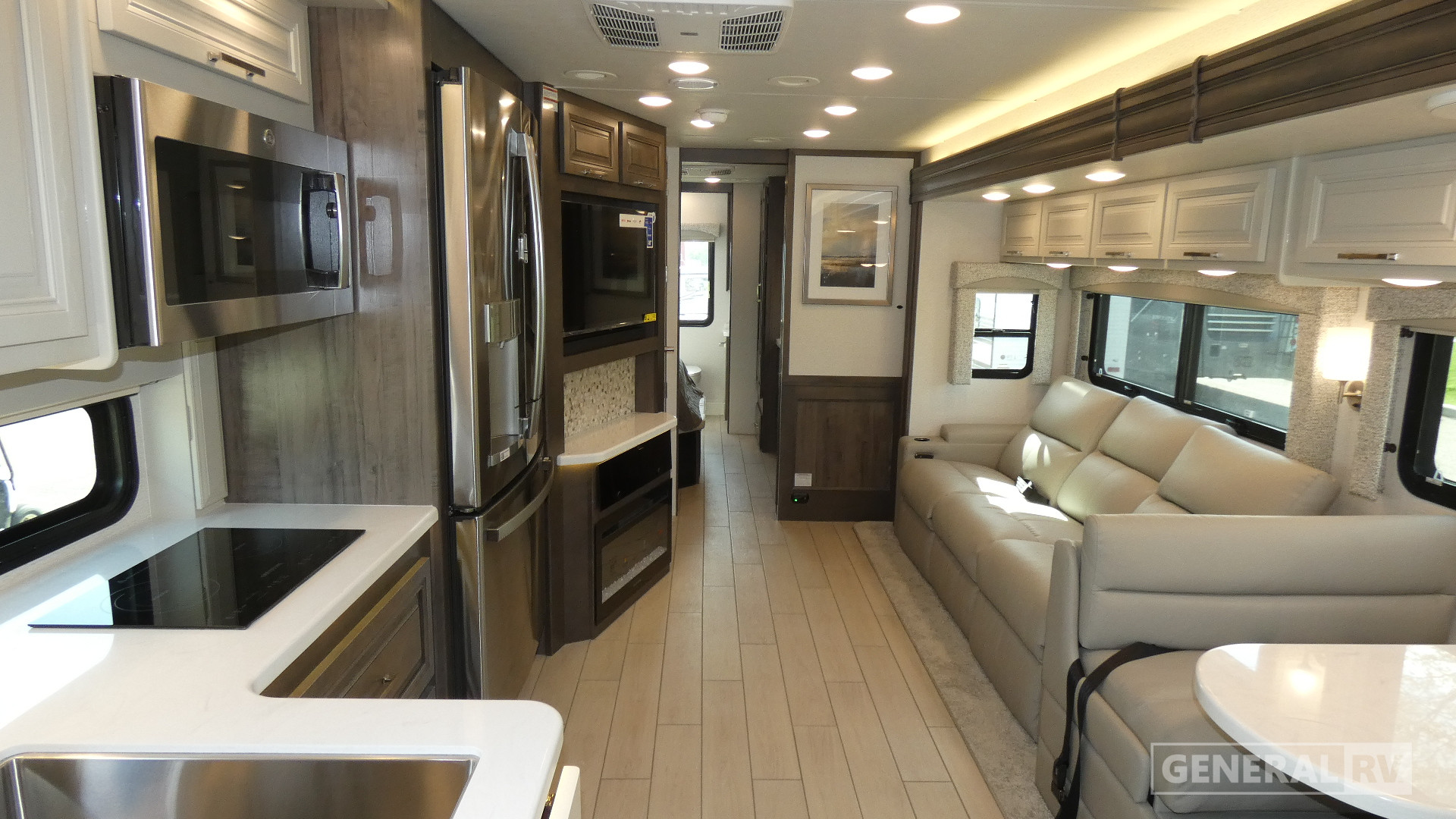 2026 Entegra Coach Accolade XL 37K for Sale