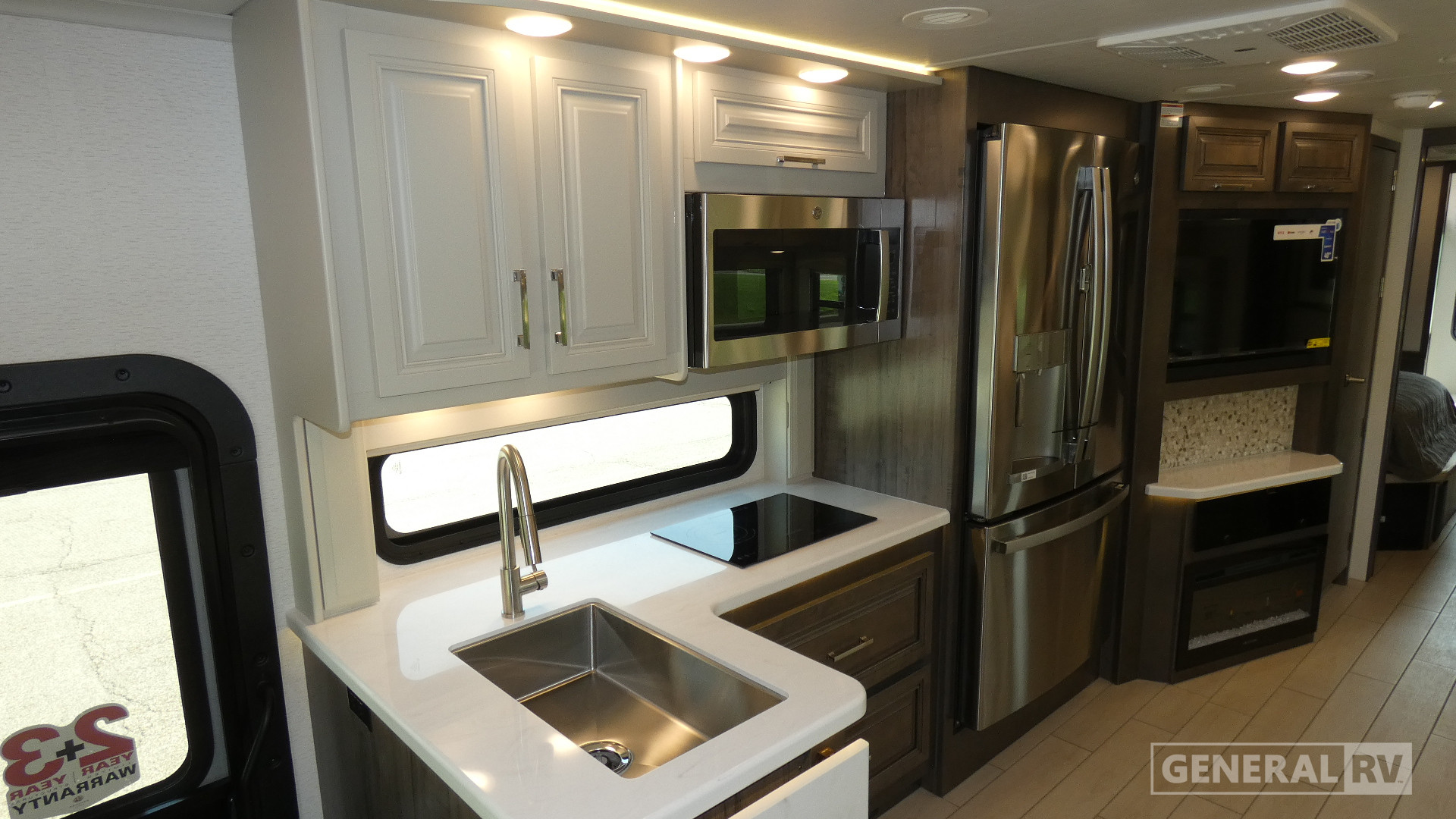 2026 Entegra Coach Accolade XL 37K for Sale