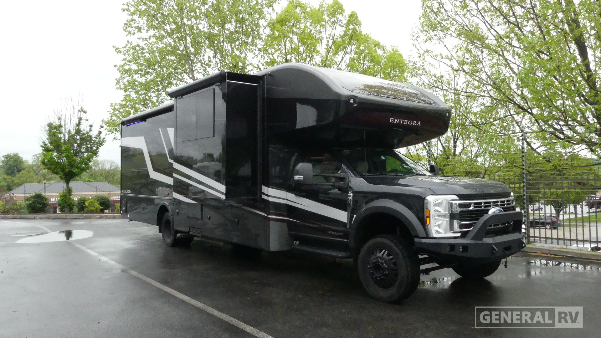 2026 Entegra Coach Accolade XT 35L for Sale in West Chester, PA