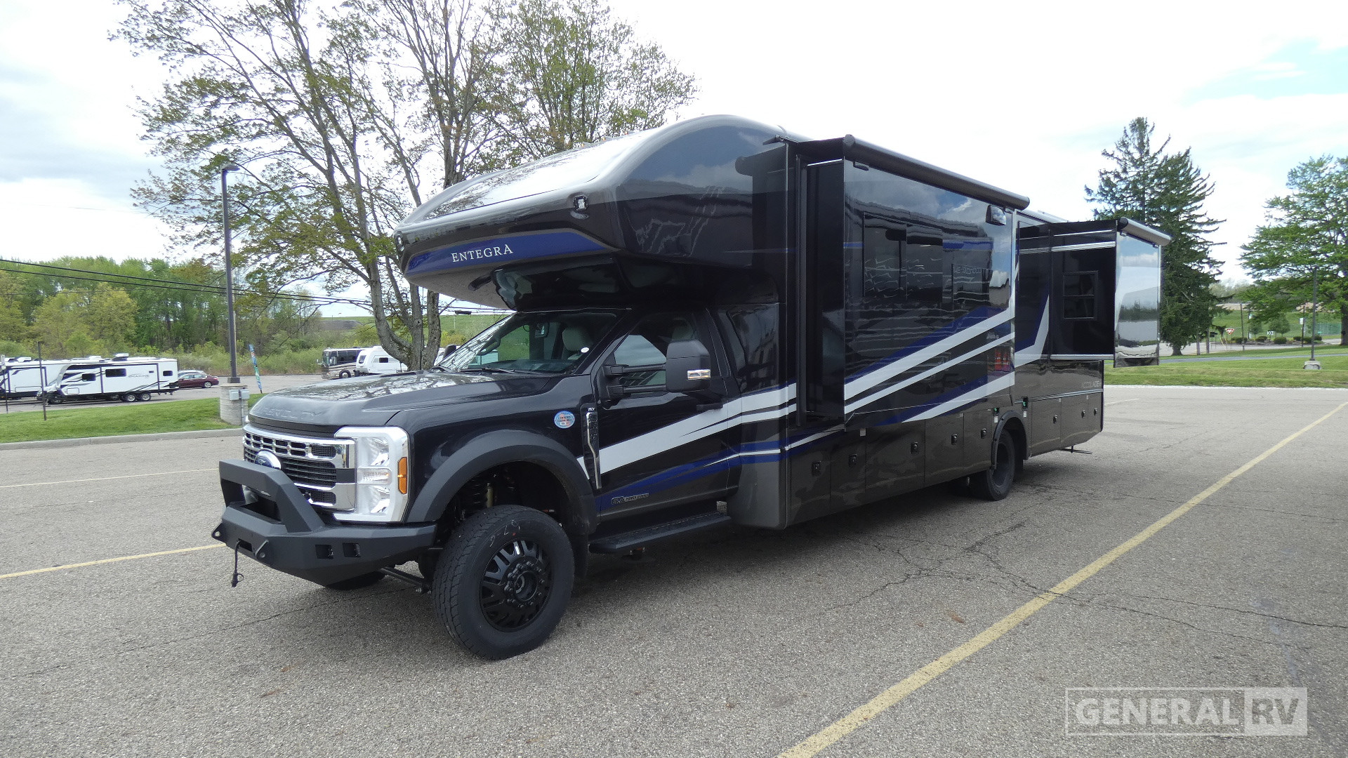 2026 Entegra Coach Accolade XT 35L for Sale