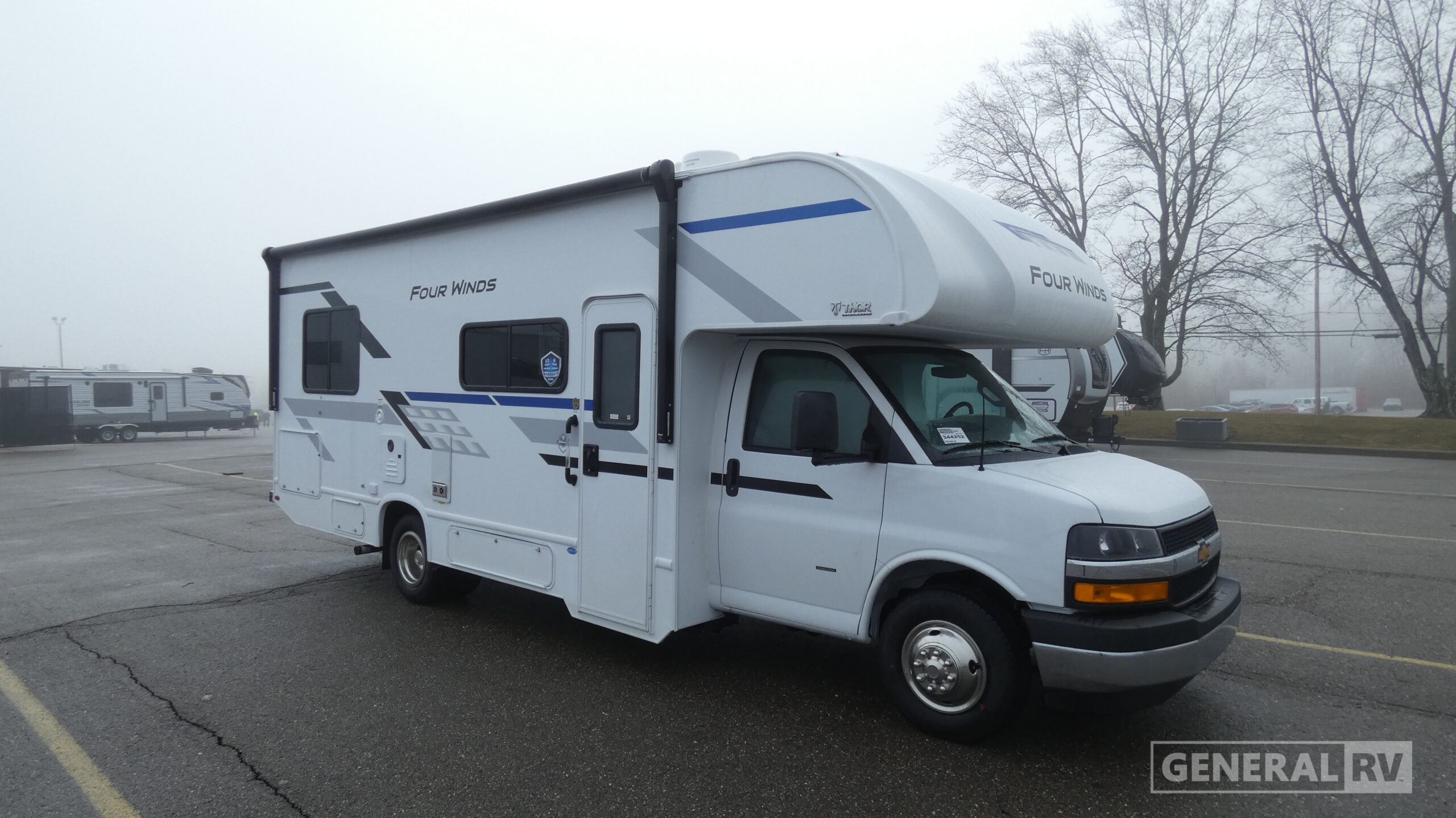2026 Thor Motor Coach Four Winds 25Z for Sale in North Canton, OH