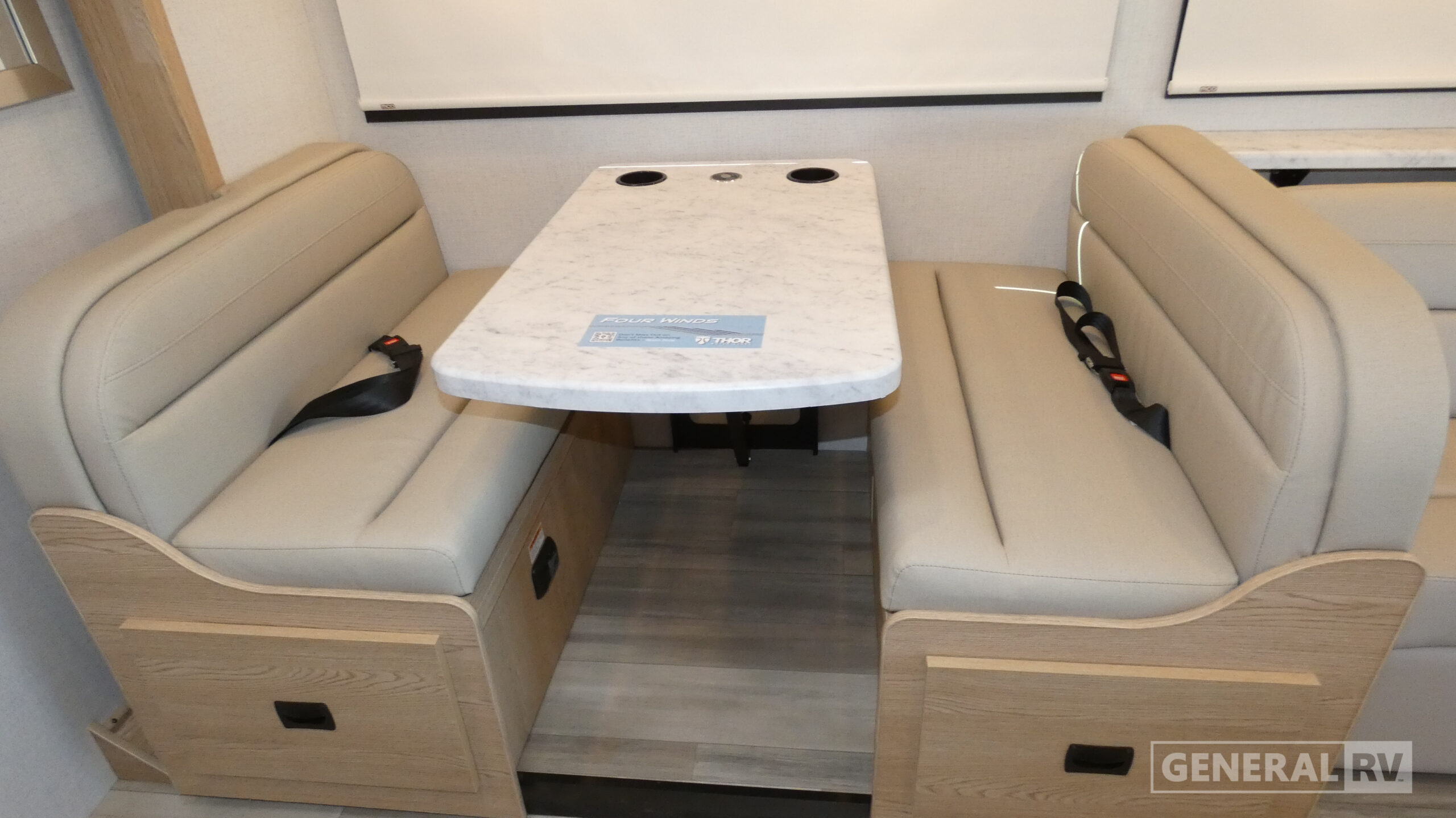 2026 Thor Motor Coach Four Winds 31H for Sale