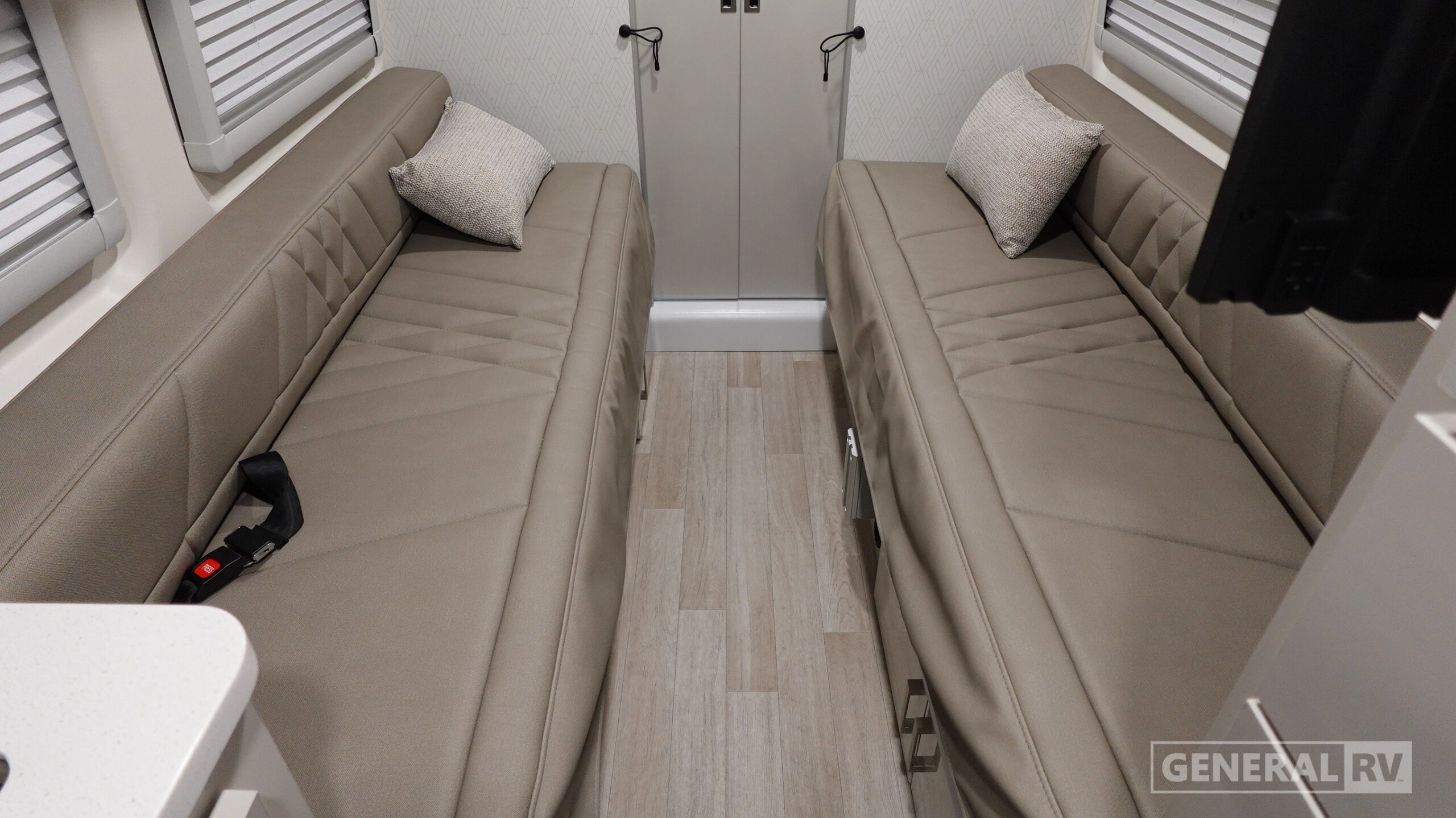 2026 Thor Motor Coach Sanctuary 24A for Sale
