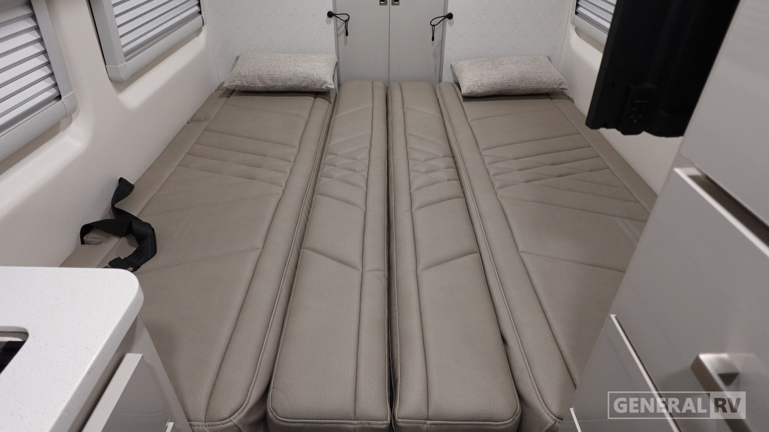 2026 Thor Motor Coach Sanctuary 24A for Sale