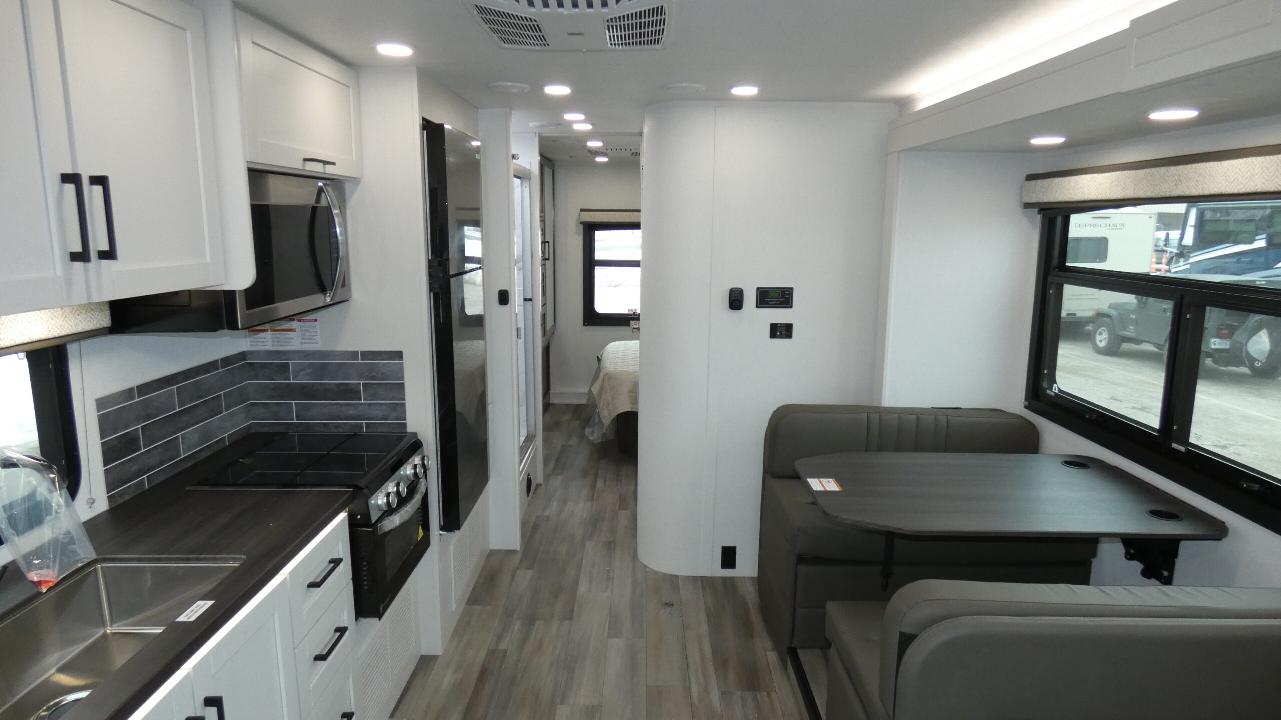 2026 Entegra Coach Odyssey 29V for Sale