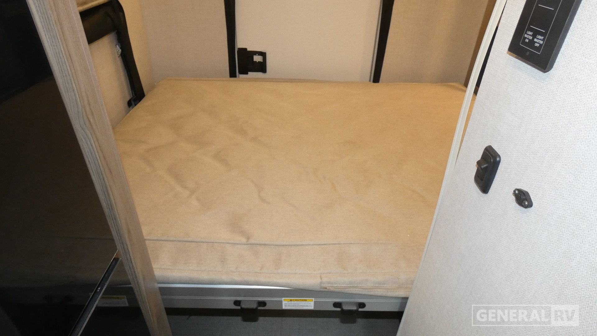 2026 Thor Motor Coach Gemini AWD 22MT for Sale