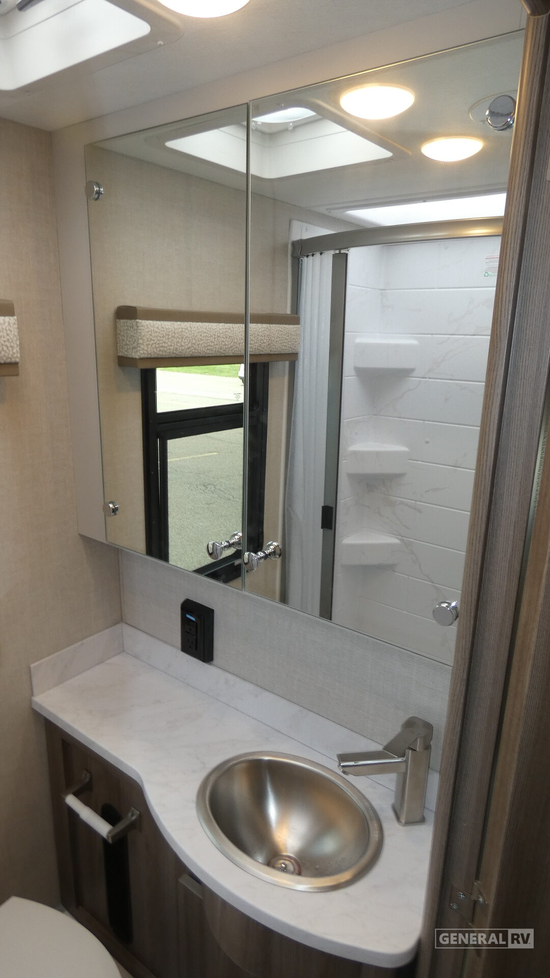 2026 Thor Motor Coach Gemini AWD 22MT for Sale