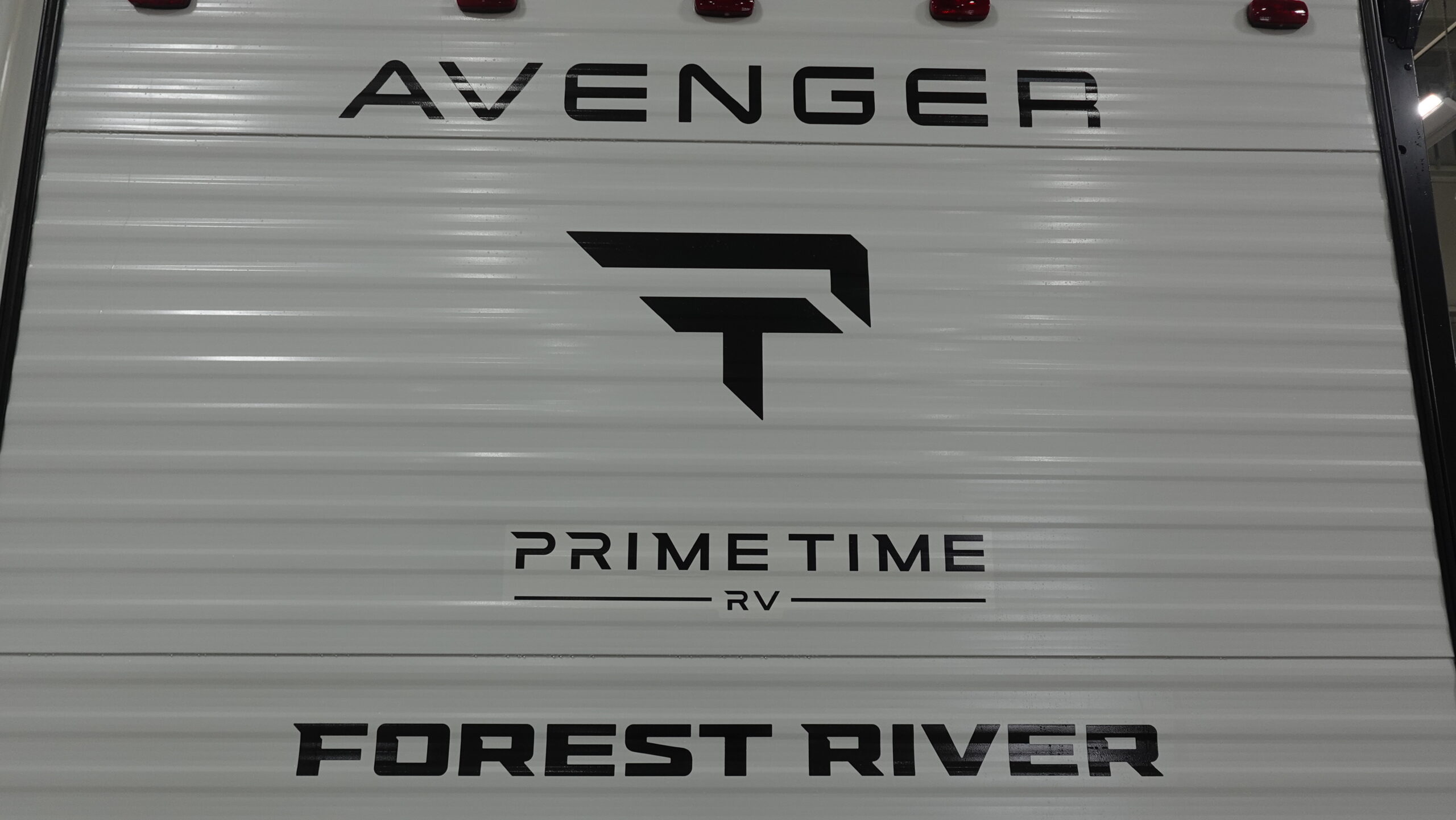 2026 Prime Time Manufacturing Avenger LT 18DBS for Sale