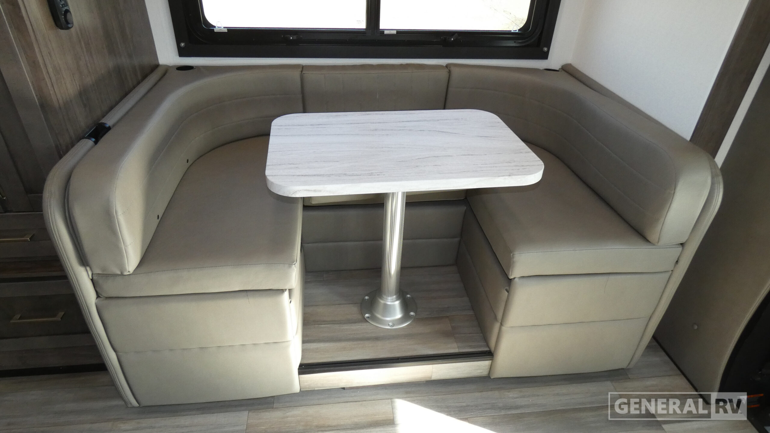 2026 Entegra Coach Qwest SE 24L for Sale