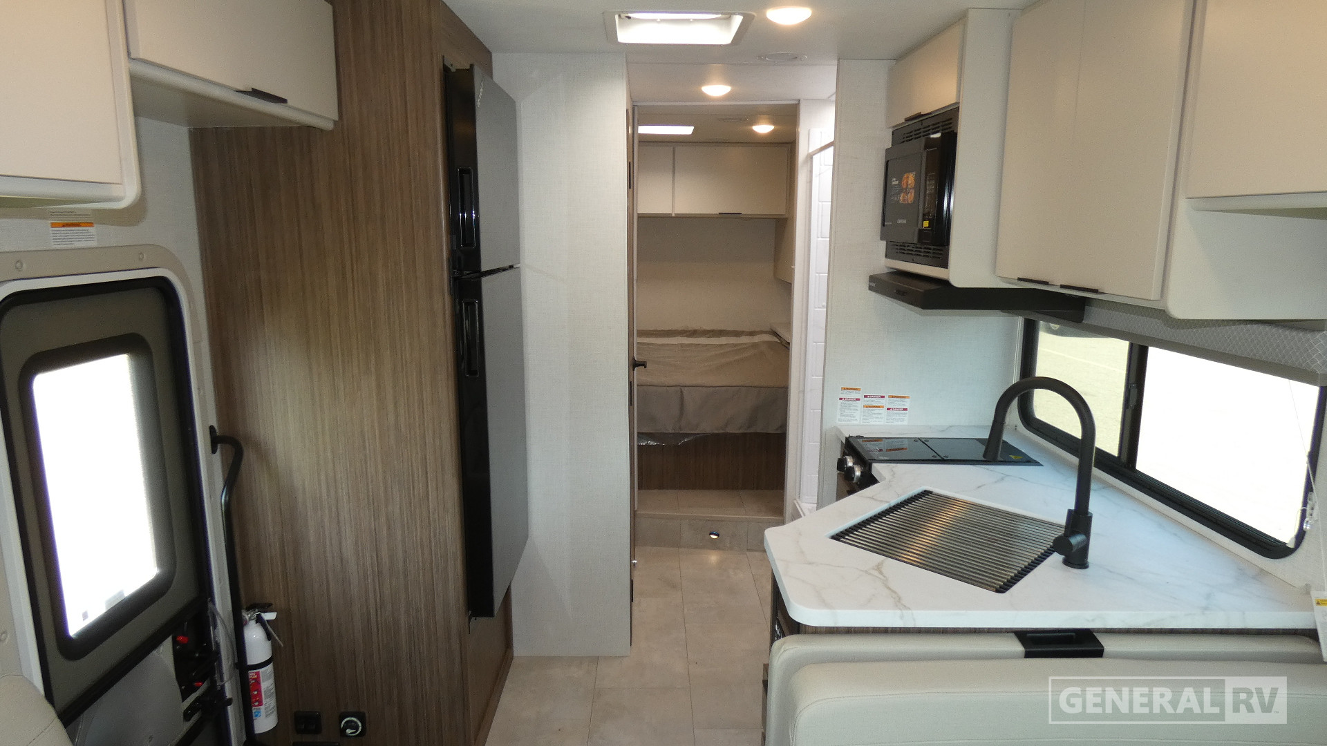 2026 Thor Motor Coach Pasadena SE SZ28  for Sale