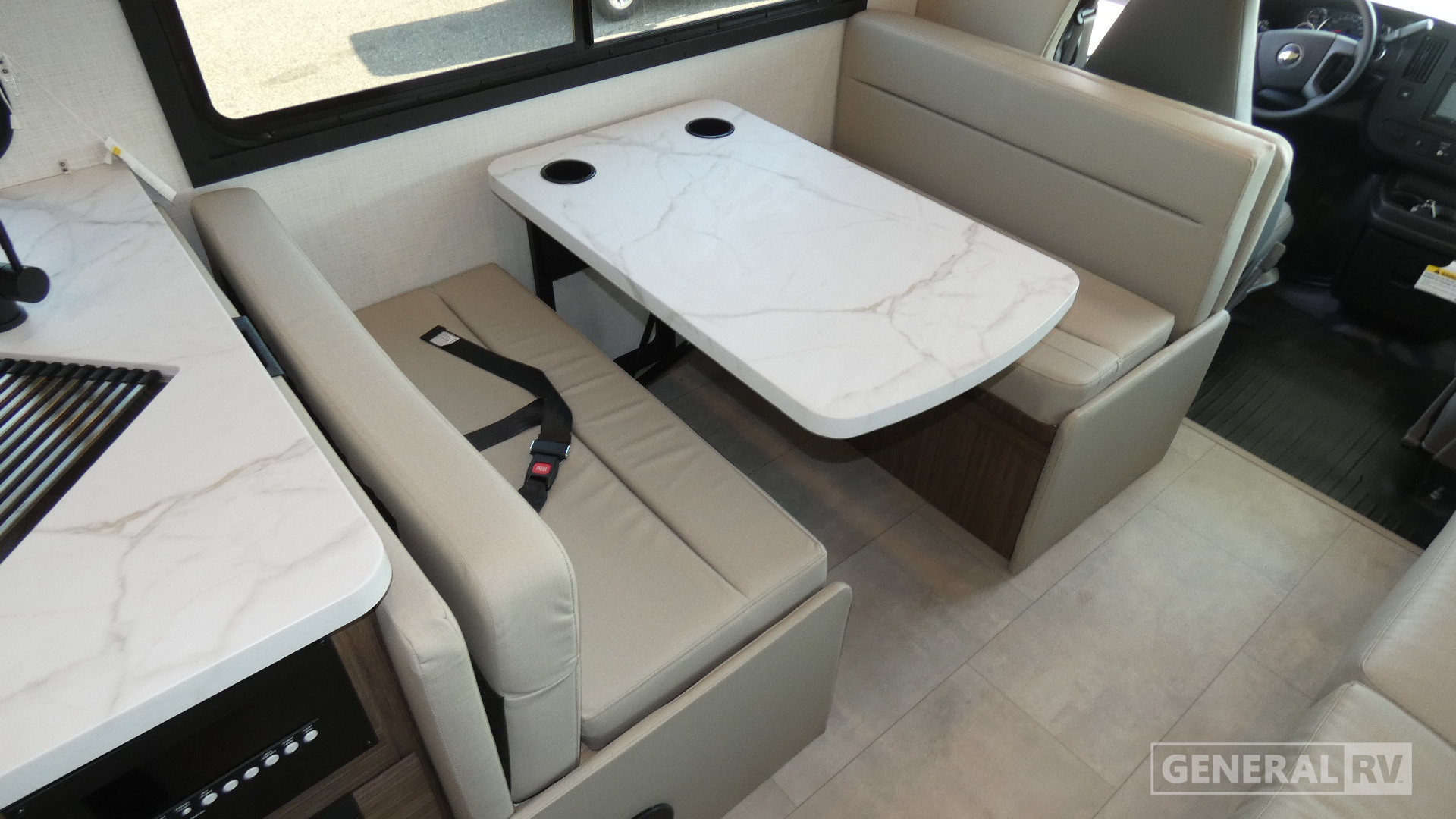 2026 Thor Motor Coach Pasadena SE SZ28  for Sale