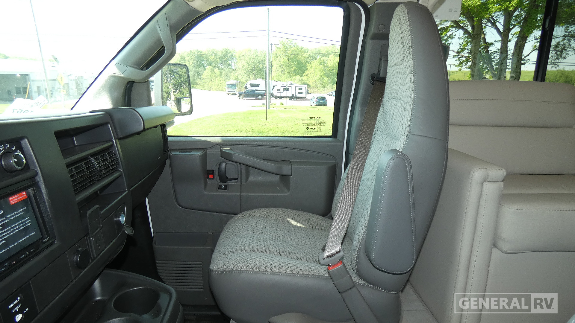 2026 Thor Motor Coach Pasadena SE SZ28  for Sale