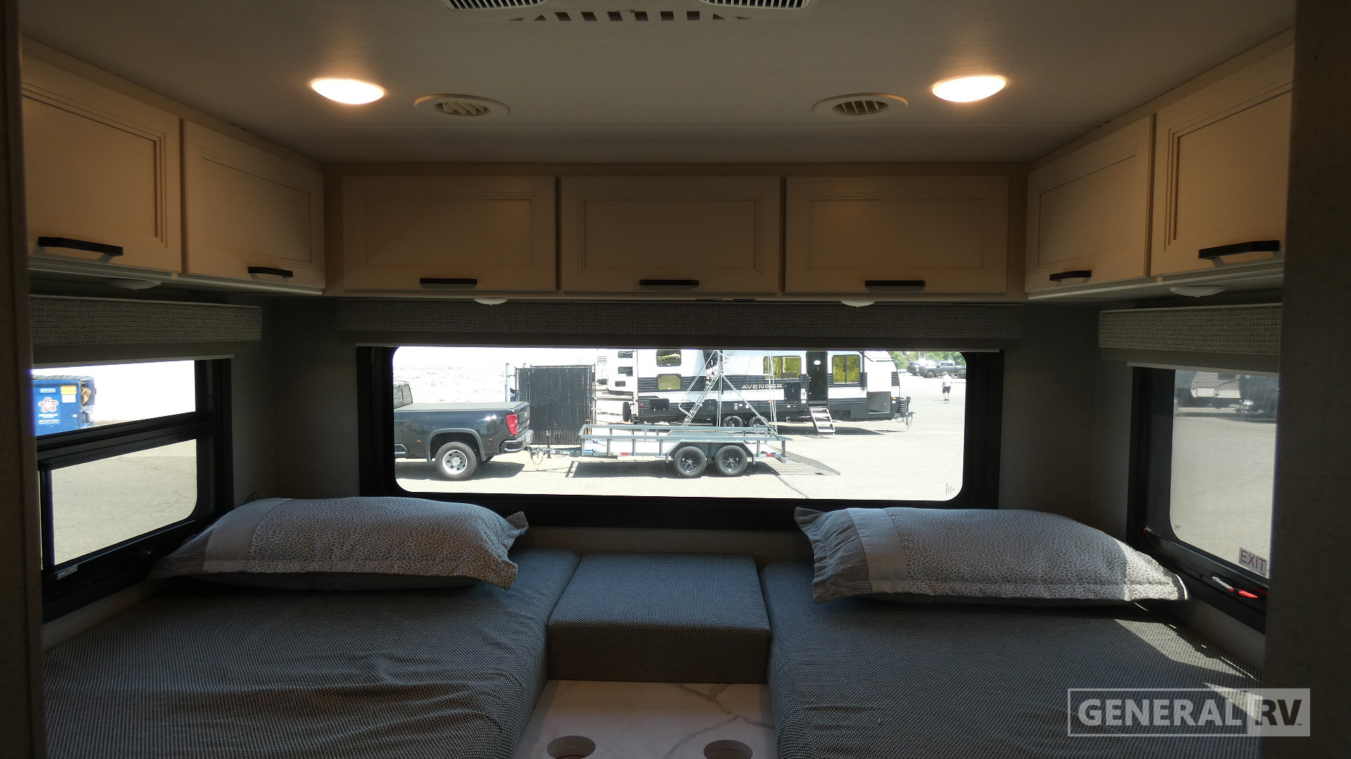 2026 Thor Motor Coach Magnitude Grand Z30 for Sale