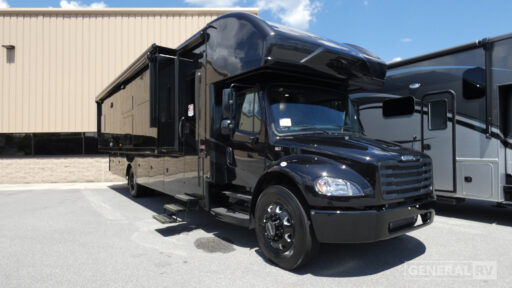 2026 Entegra Coach Accolade XL 37M