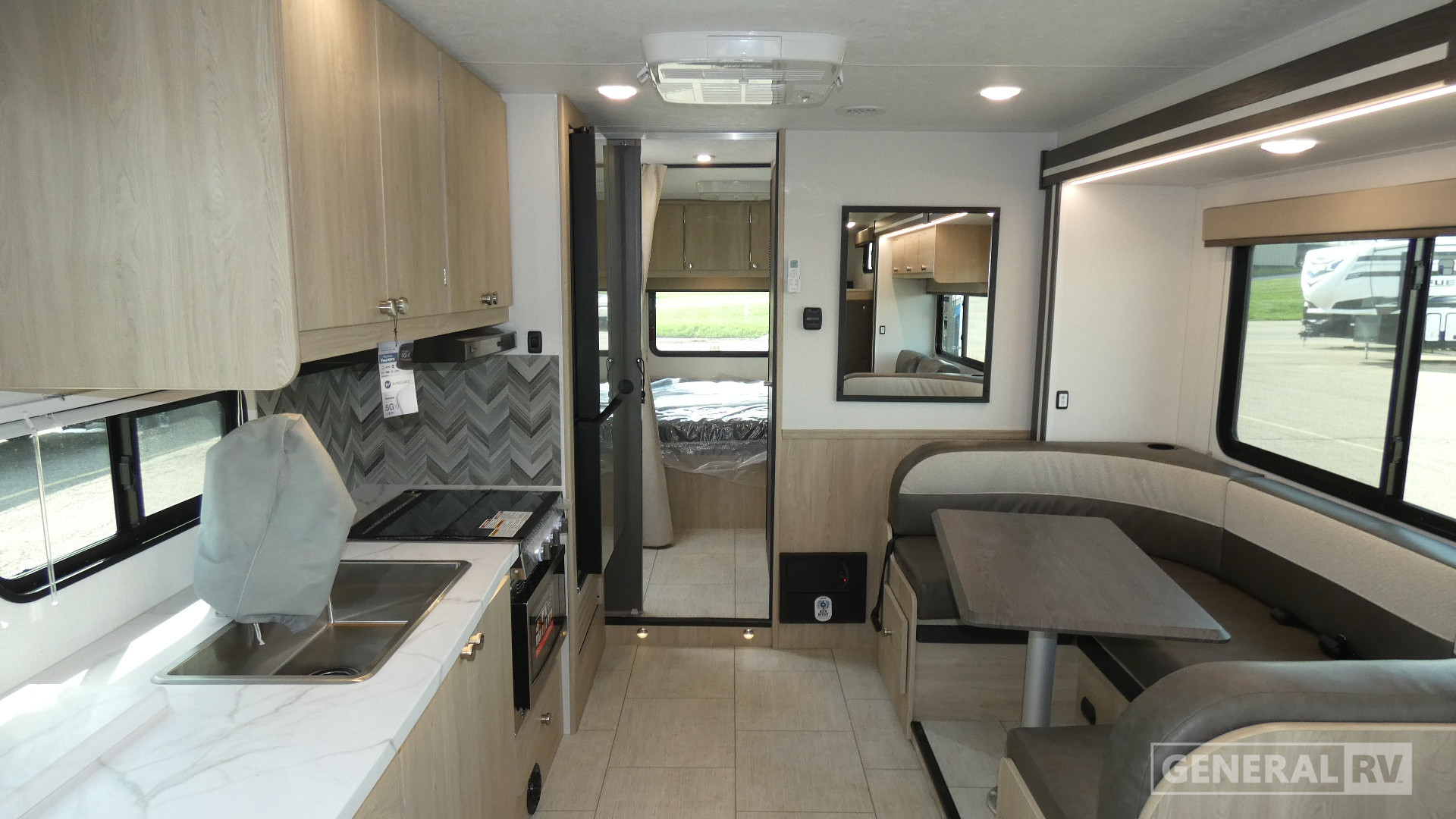 2026 Coachmen Leprechaun 319MB Ford for Sale