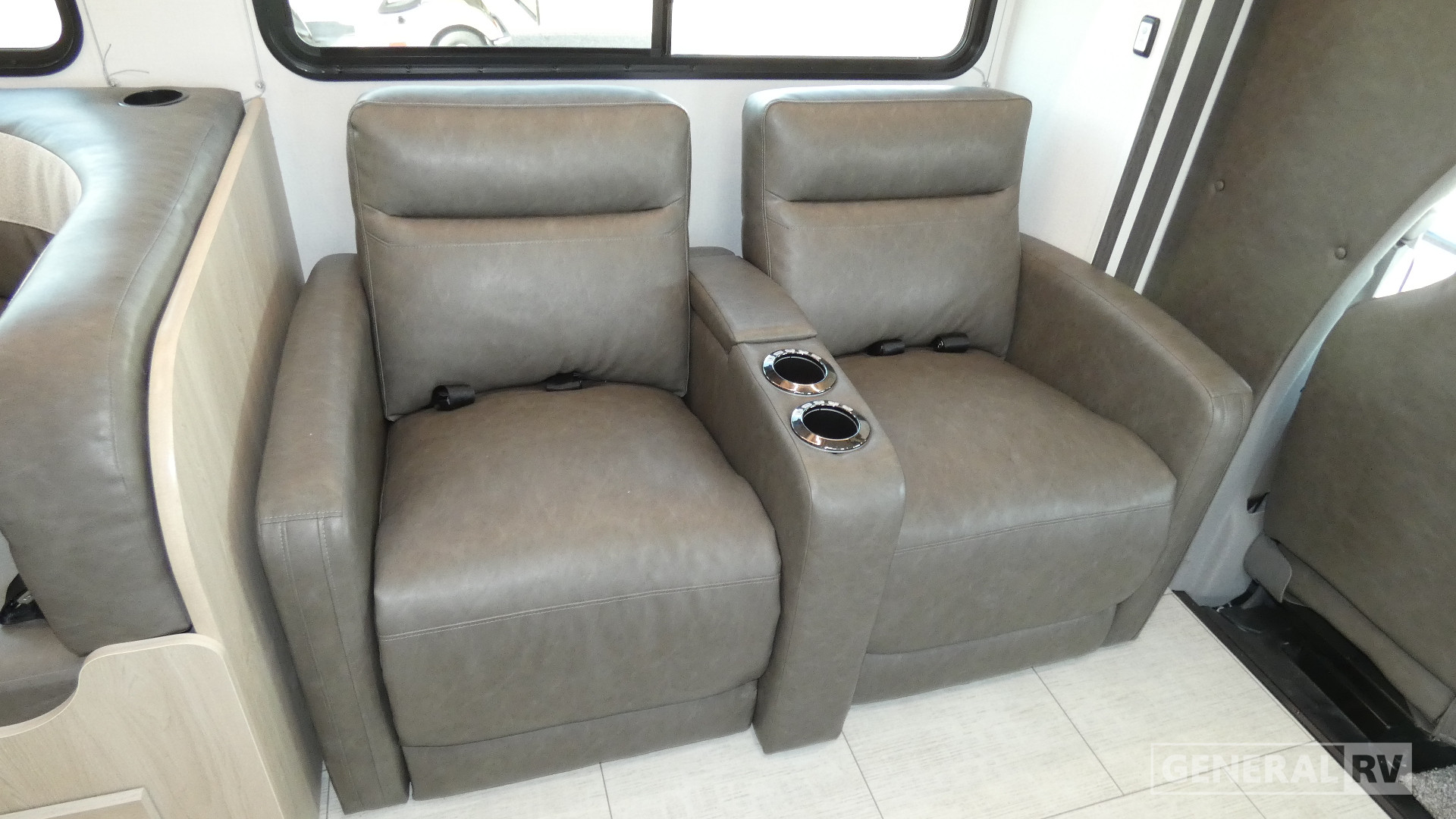 2026 Coachmen Leprechaun 319MB Ford for Sale