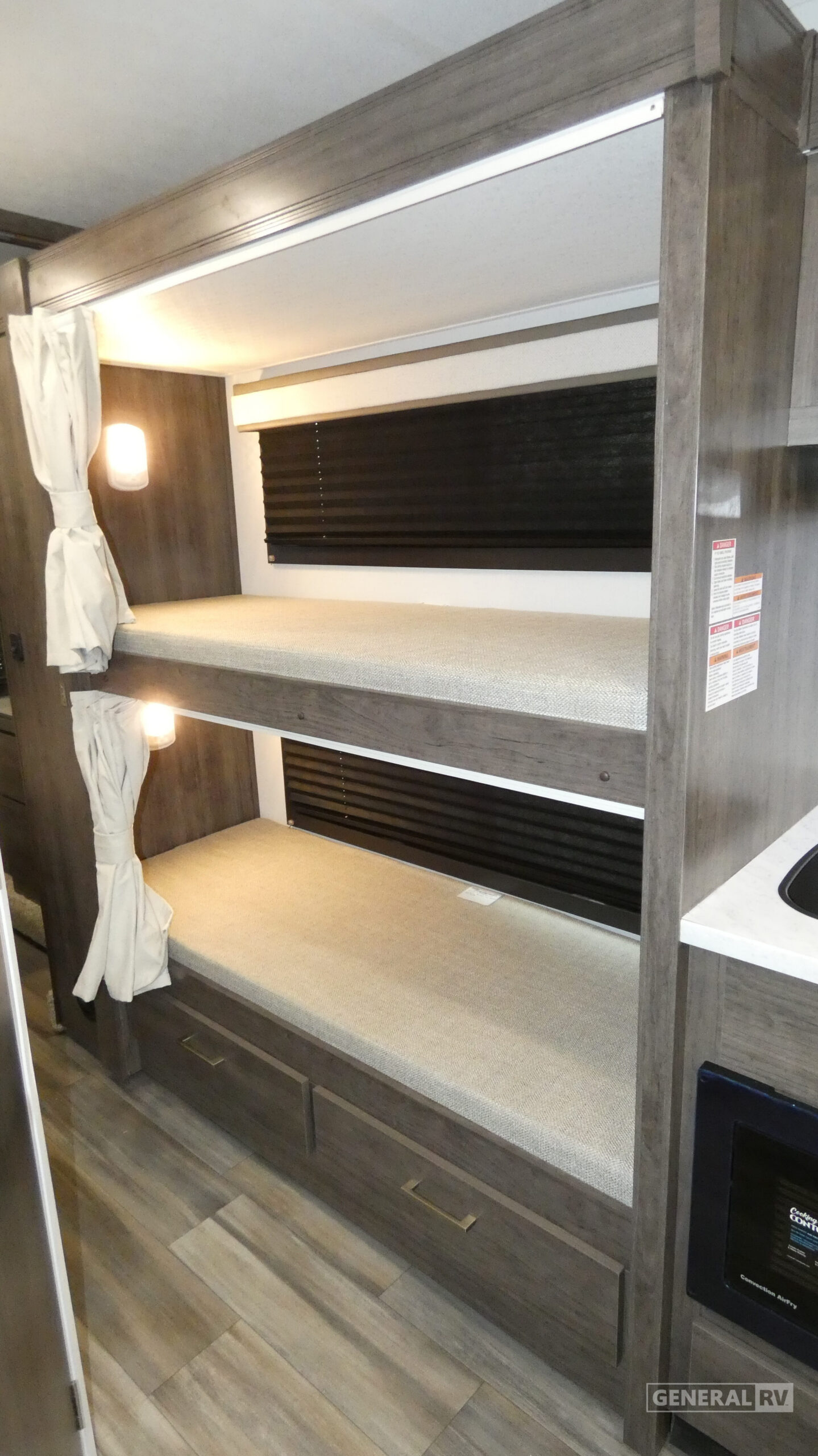 2026 Entegra Coach Odyssey SE 31FF for Sale