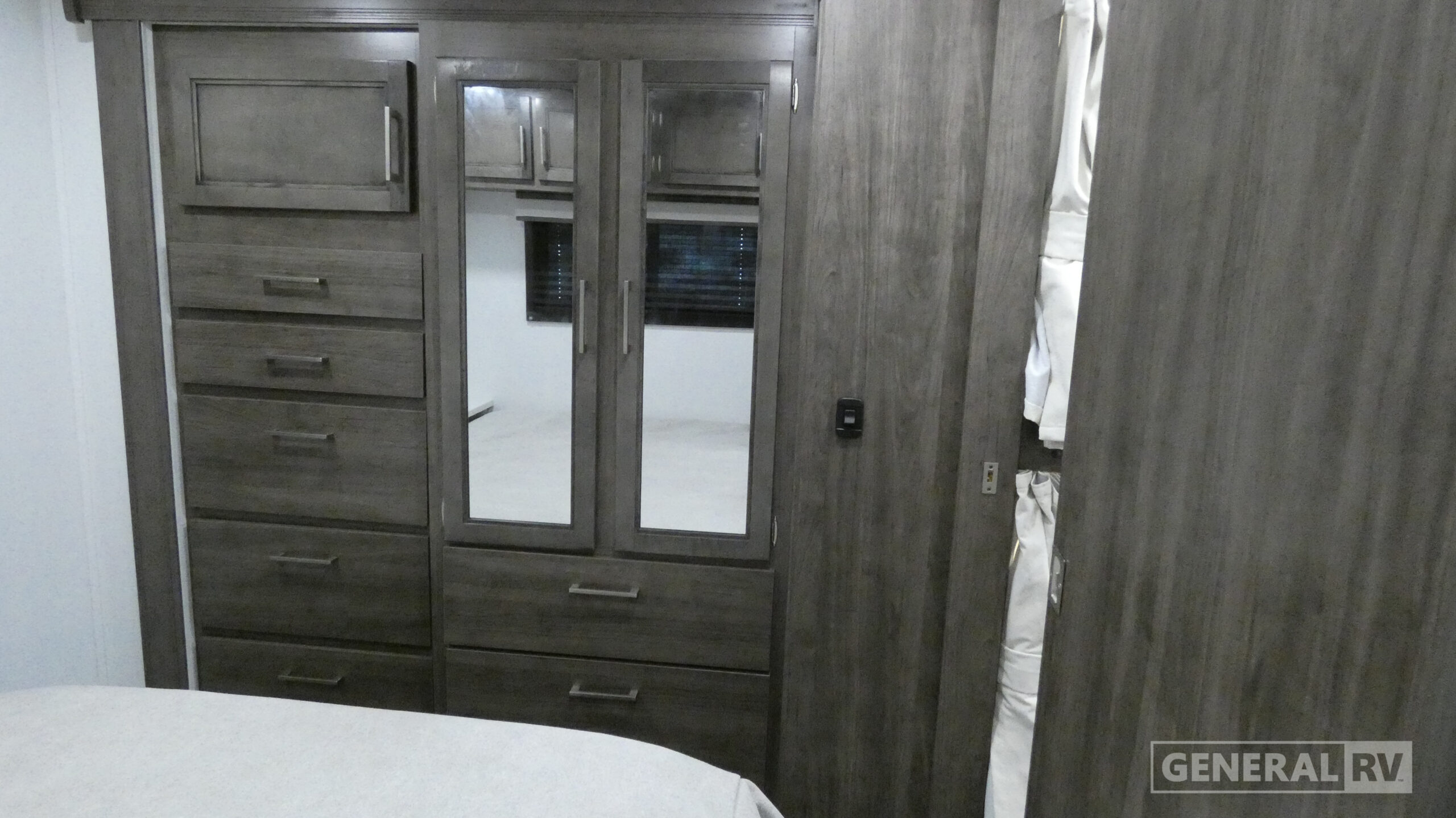 2026 Entegra Coach Odyssey SE 31FF for Sale