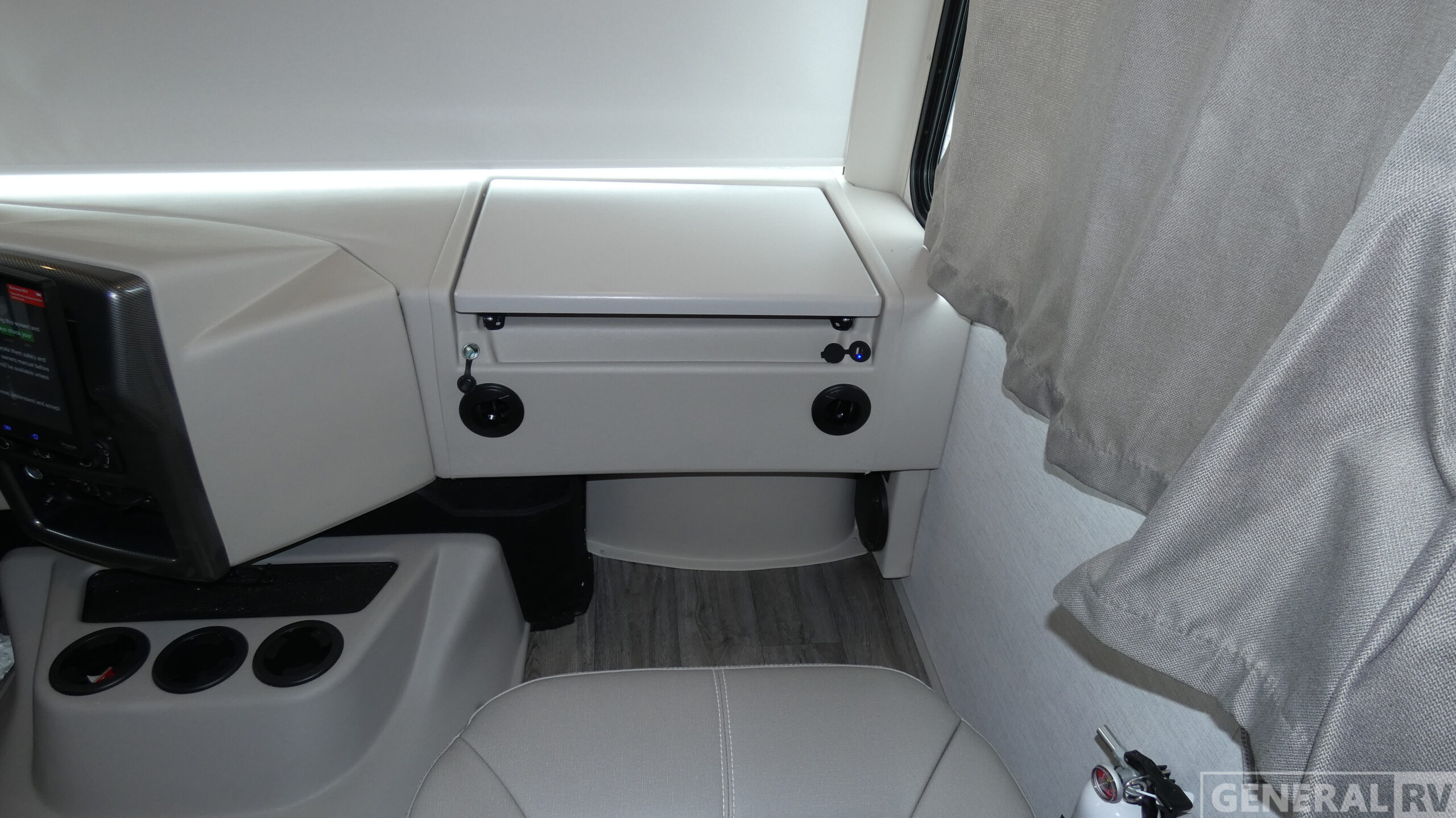 2026 Thor Motor Coach A.C.E. 29D for Sale