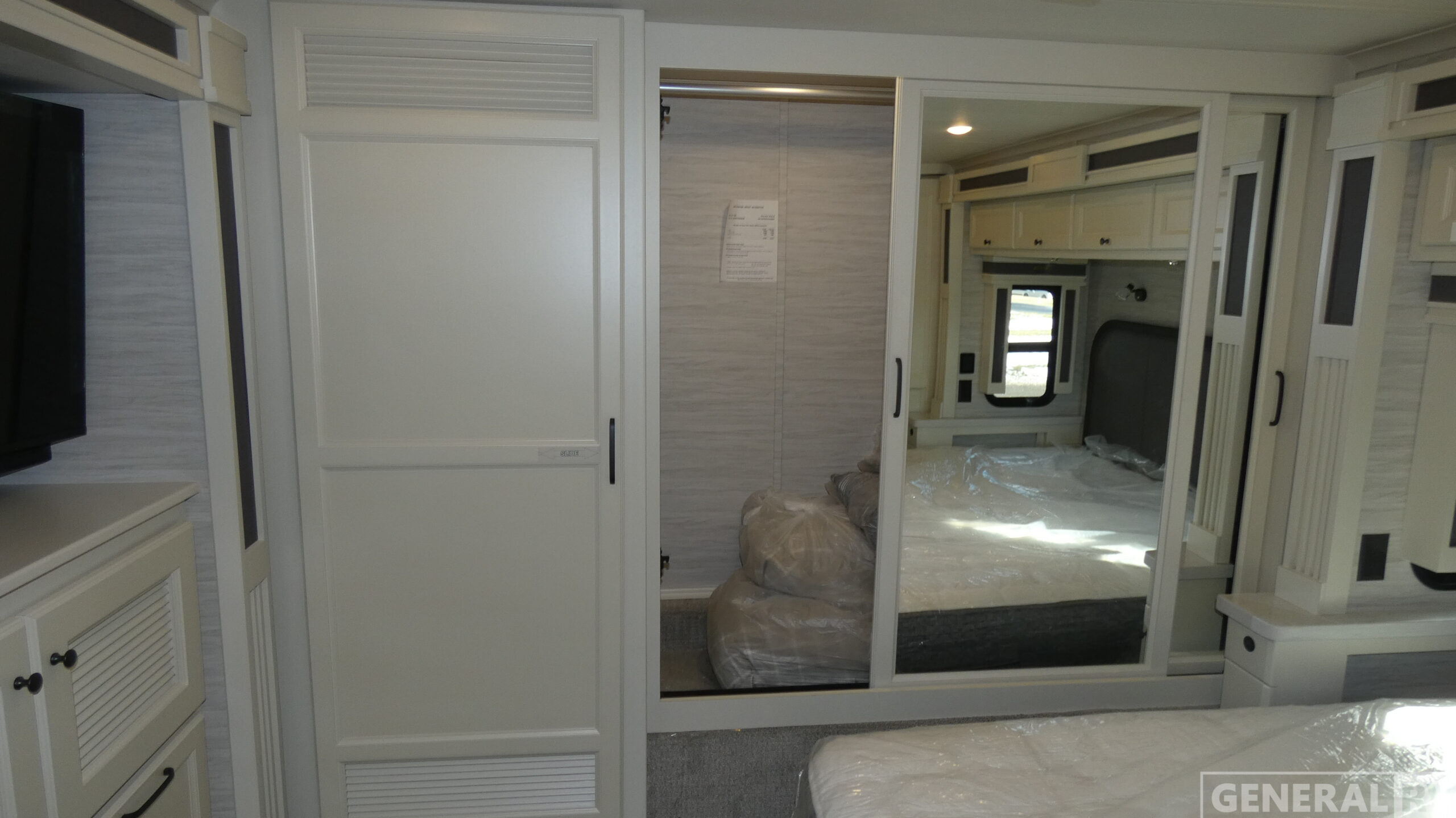 2026 Tiffin Motorhomes Allegro Red 33 AA for Sale