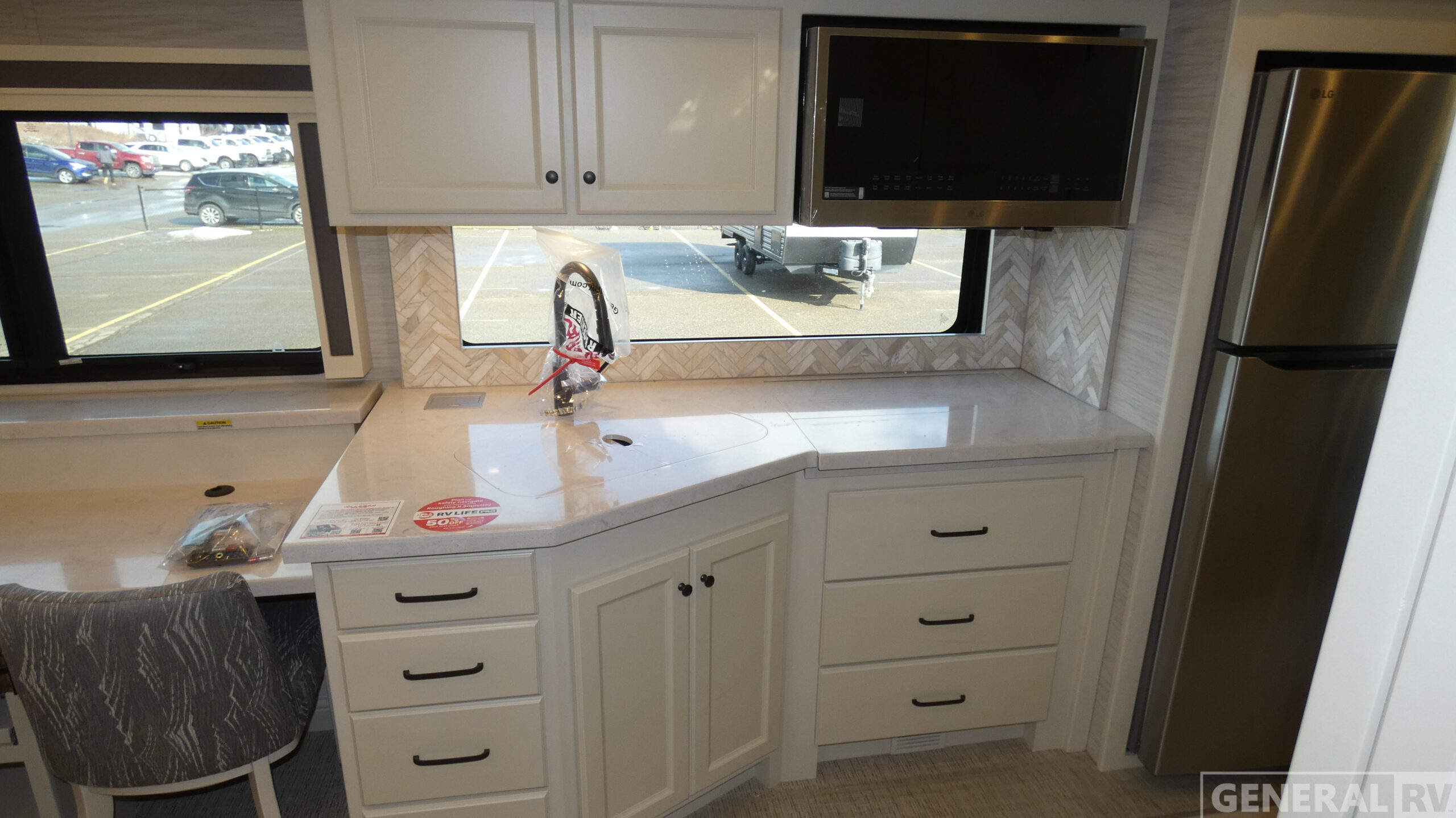 2026 Tiffin Motorhomes Allegro Red 33 AA for Sale