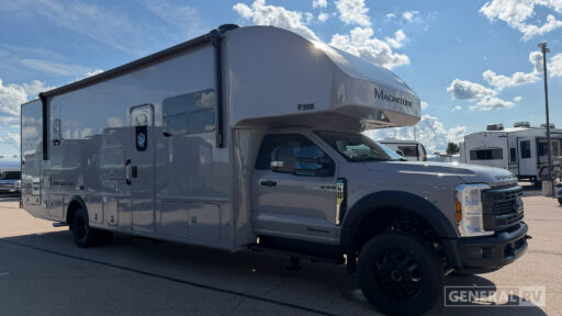 2027 Thor Motor Coach Magnitude Grand R36