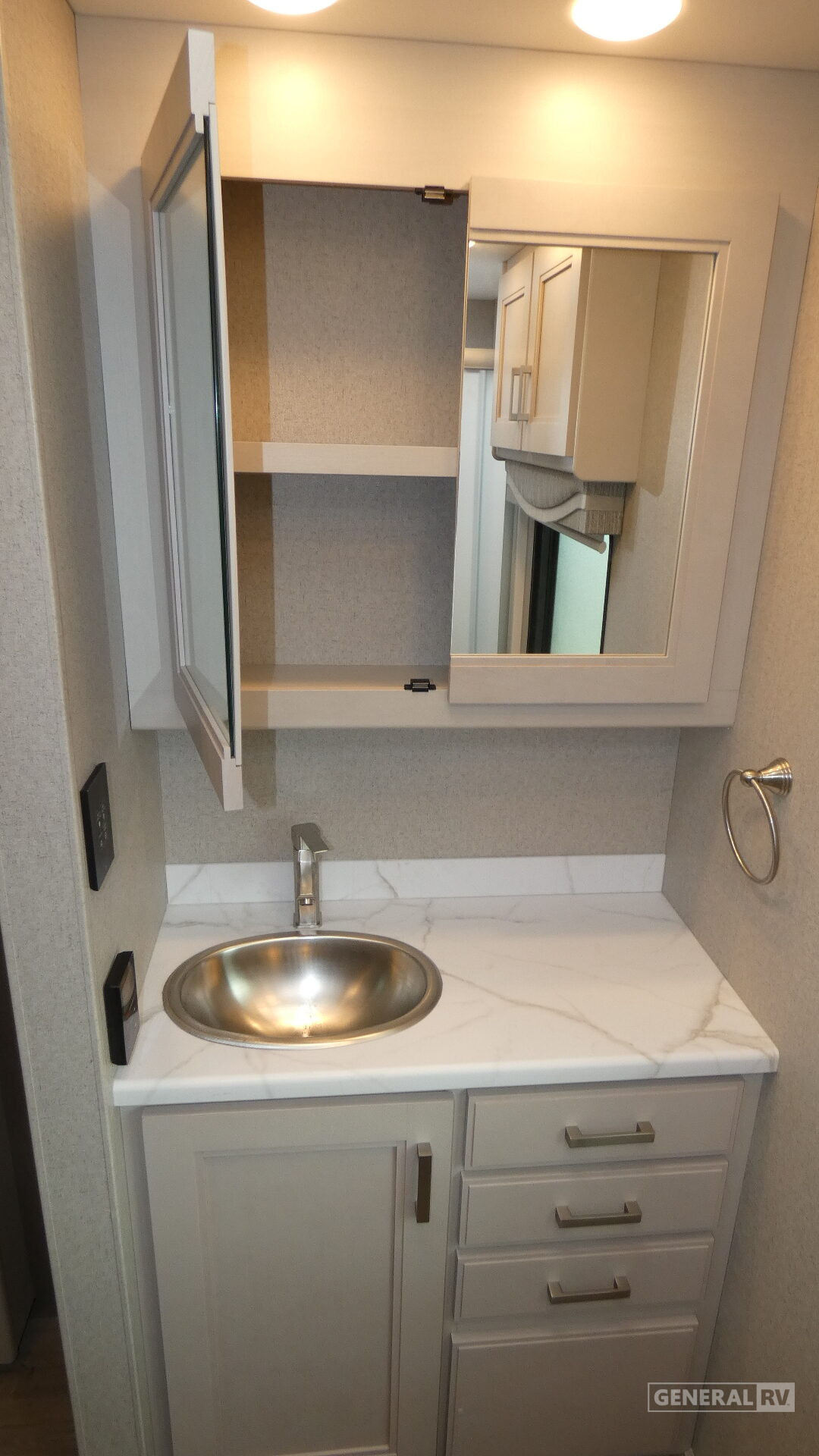 2026 Thor Motor Coach Pasadena 38XL for Sale