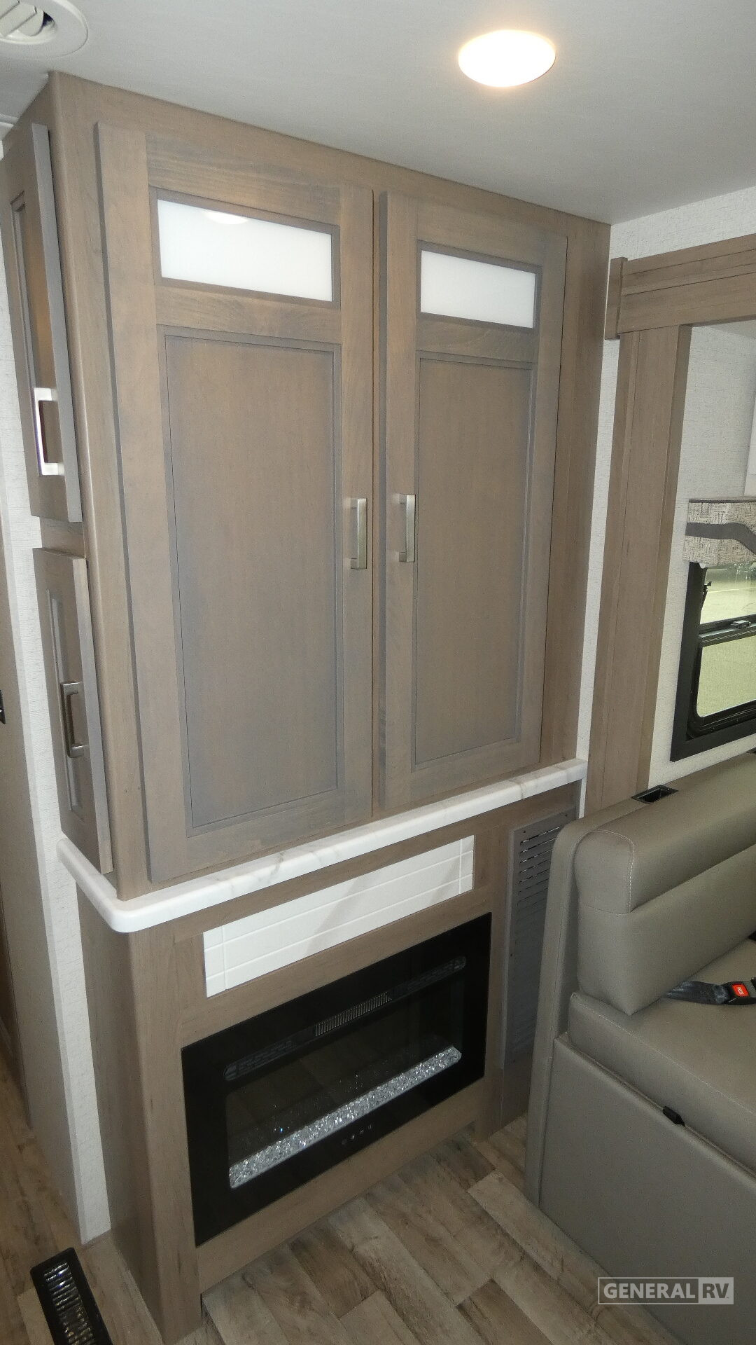 2026 Thor Motor Coach Pasadena 38XL for Sale