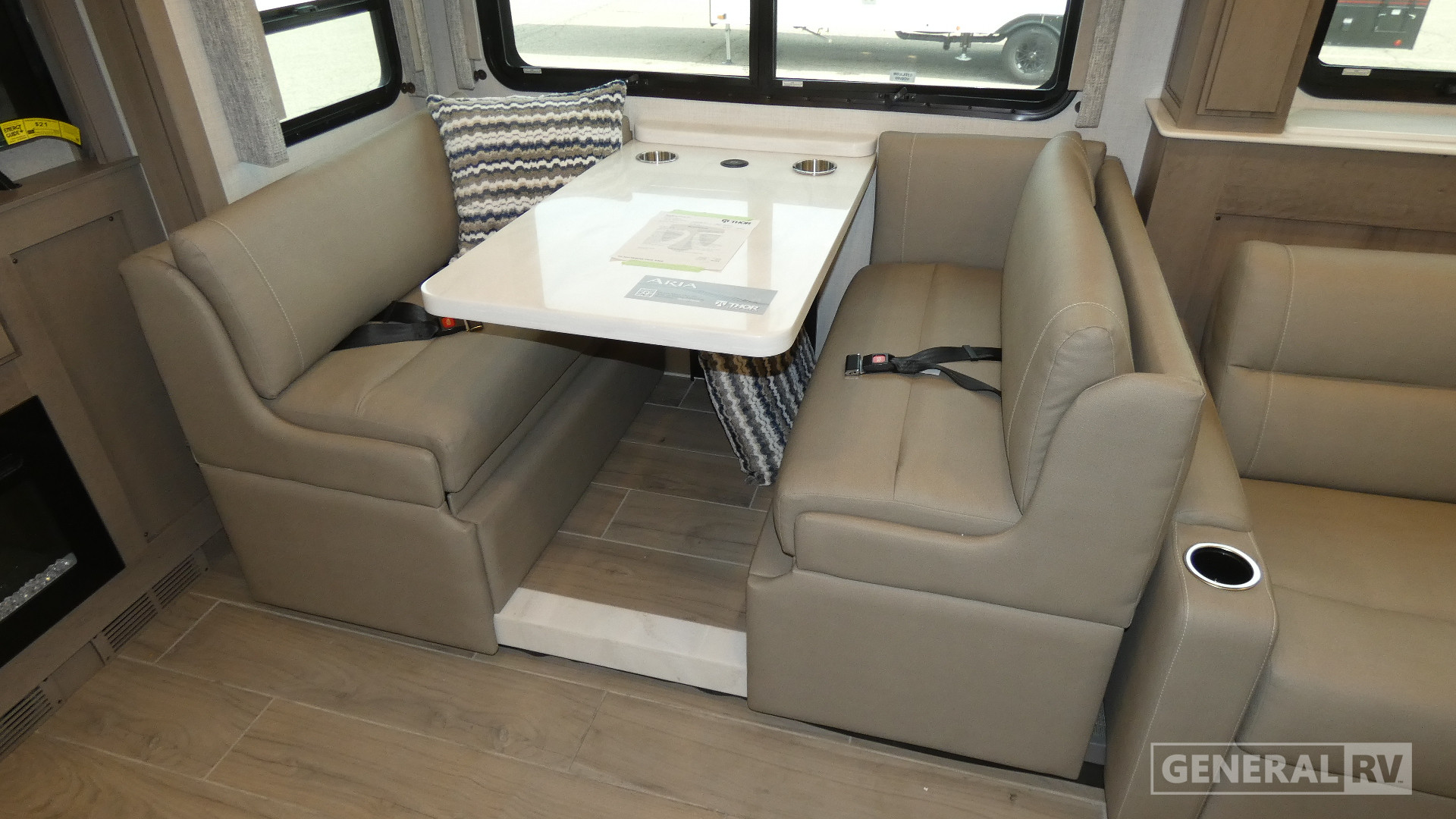 2026 Thor Motor Coach Aria 3901 for Sale